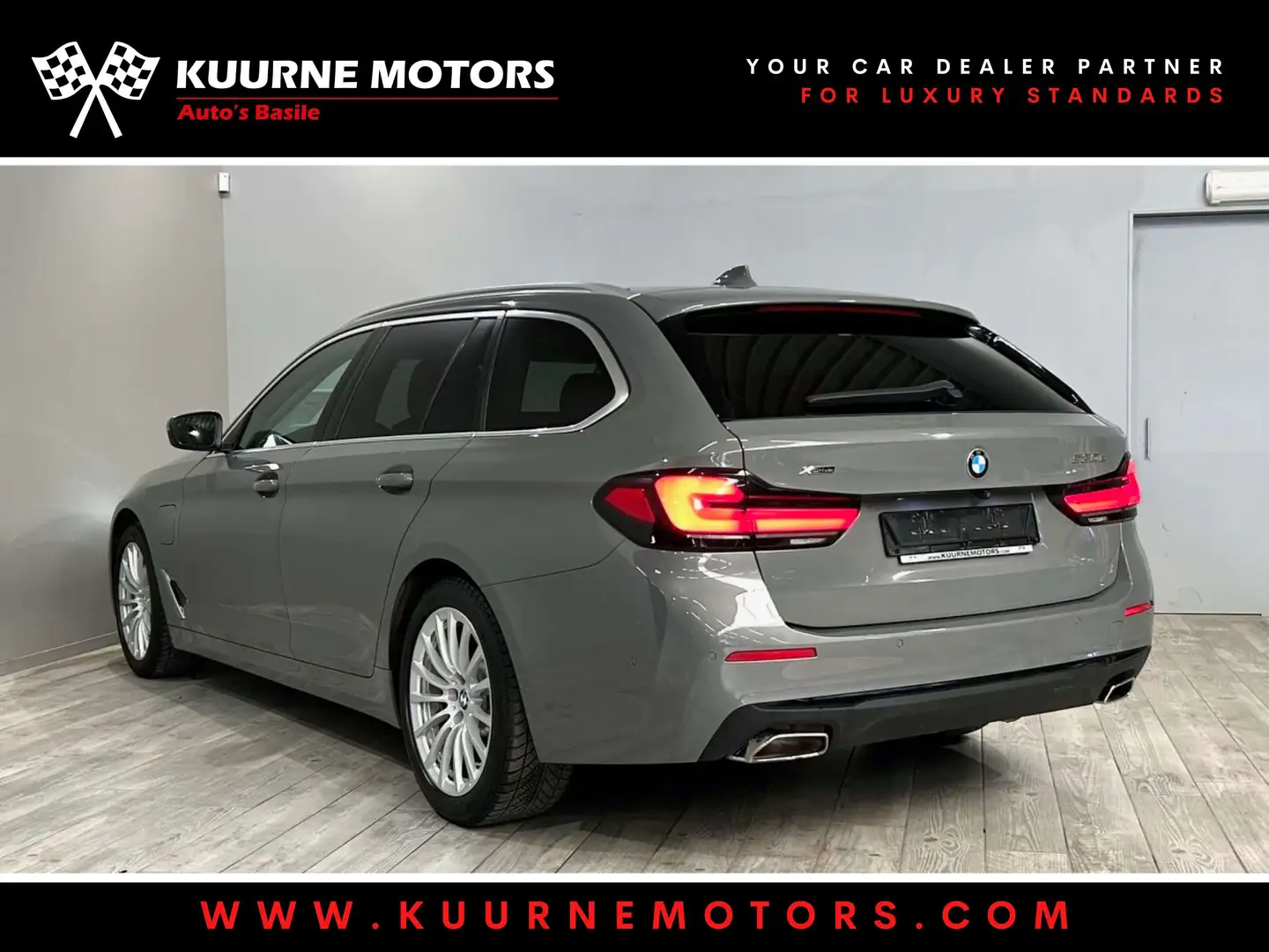 BMW 530 e xDrive Touring Pano/Cam360/Acc/Hud *1j garantie* Gris - 2