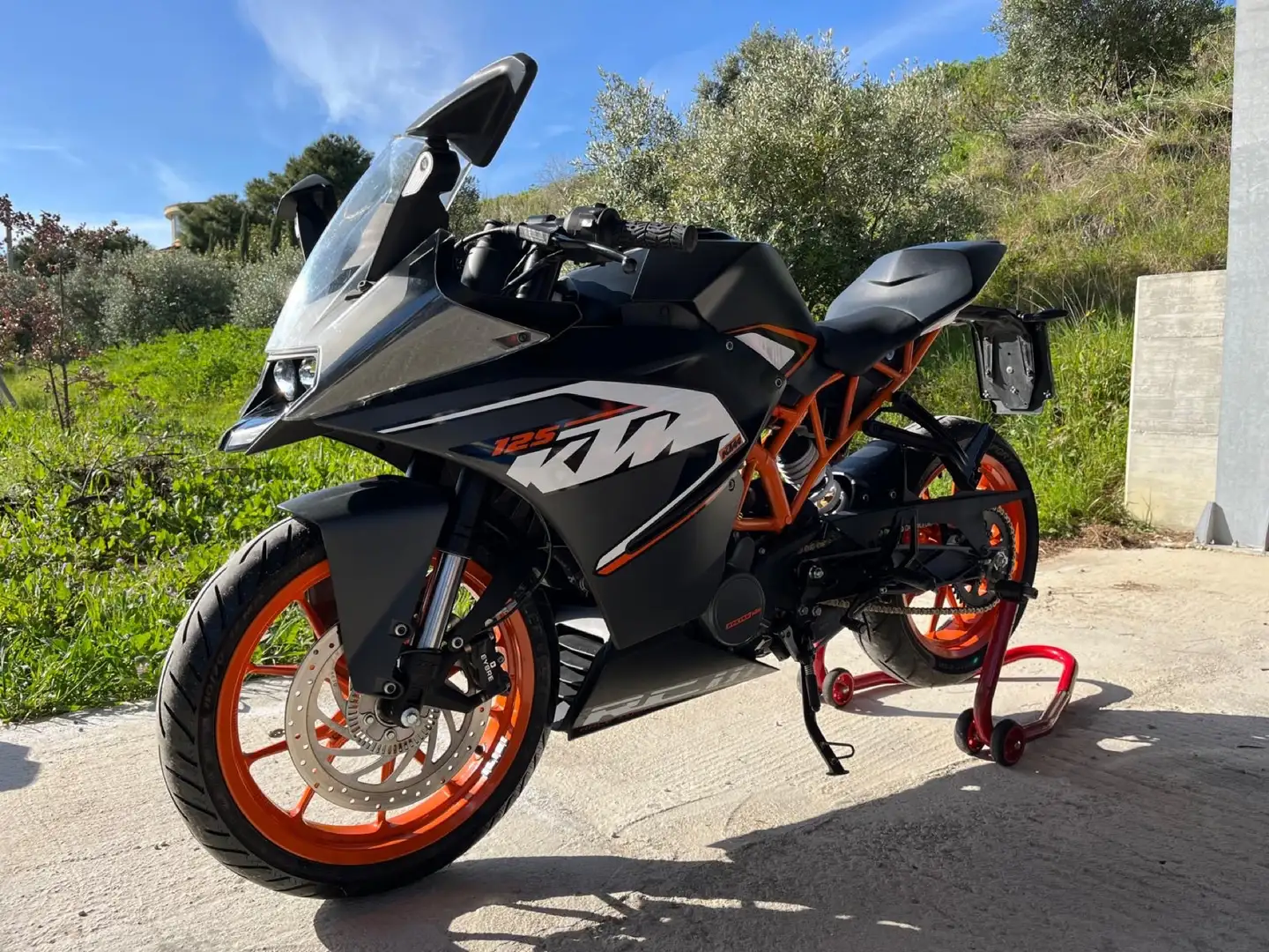 KTM RC 125 - 1