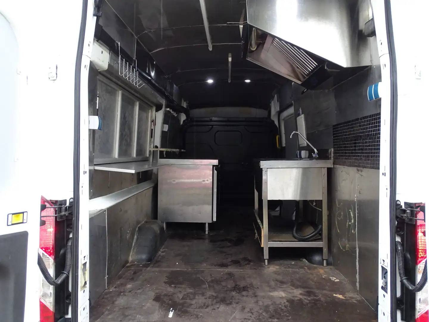 Ford Transit 2.0 TDCI L3H3 Foodtruck Koeling • Afzuiger • Water Blanc - 2