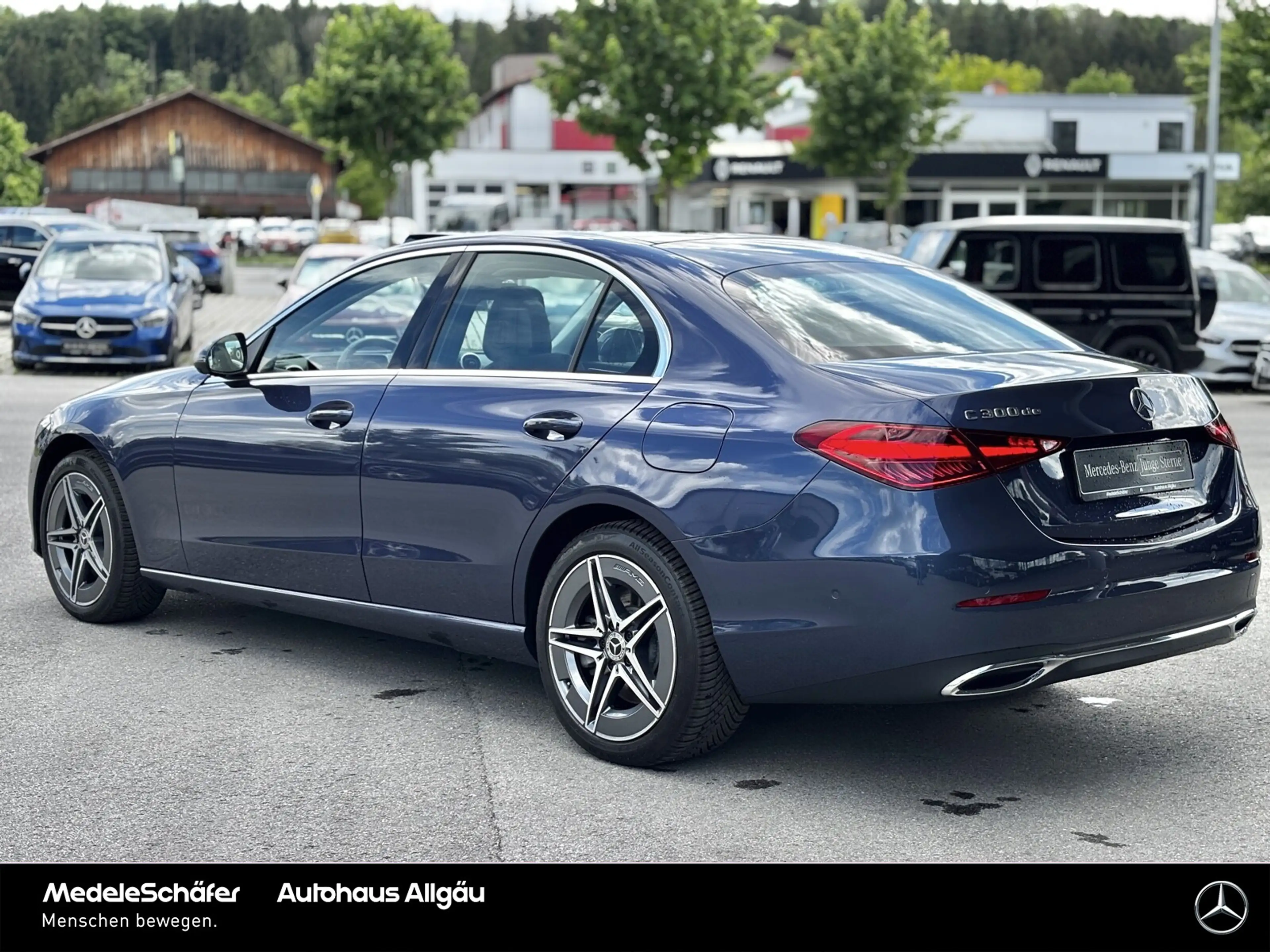 Mercedes-Benz C 300 C 300 de 18"-AMG Pano AHK 360° LEDER 4xSitzheiz. — photo 10