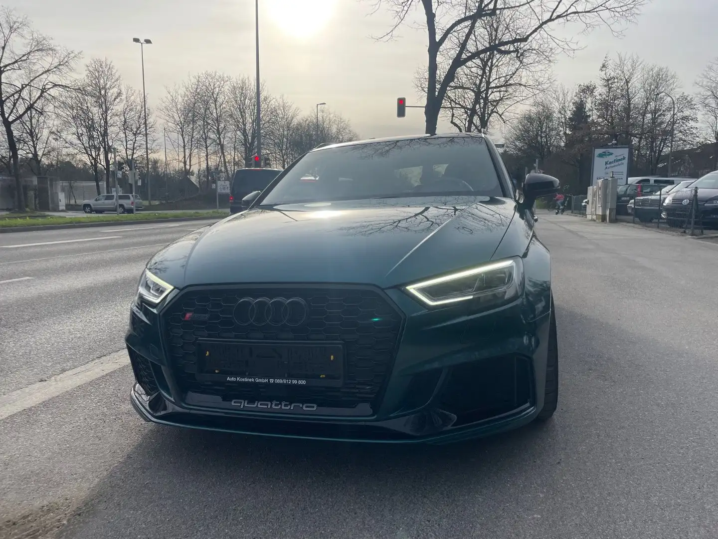 Audi RS3 Sportback Panorama/Matrix LED/Nappa/Bang-Olu Grün - 2