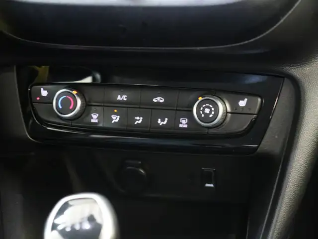 Opel Corsa view 9