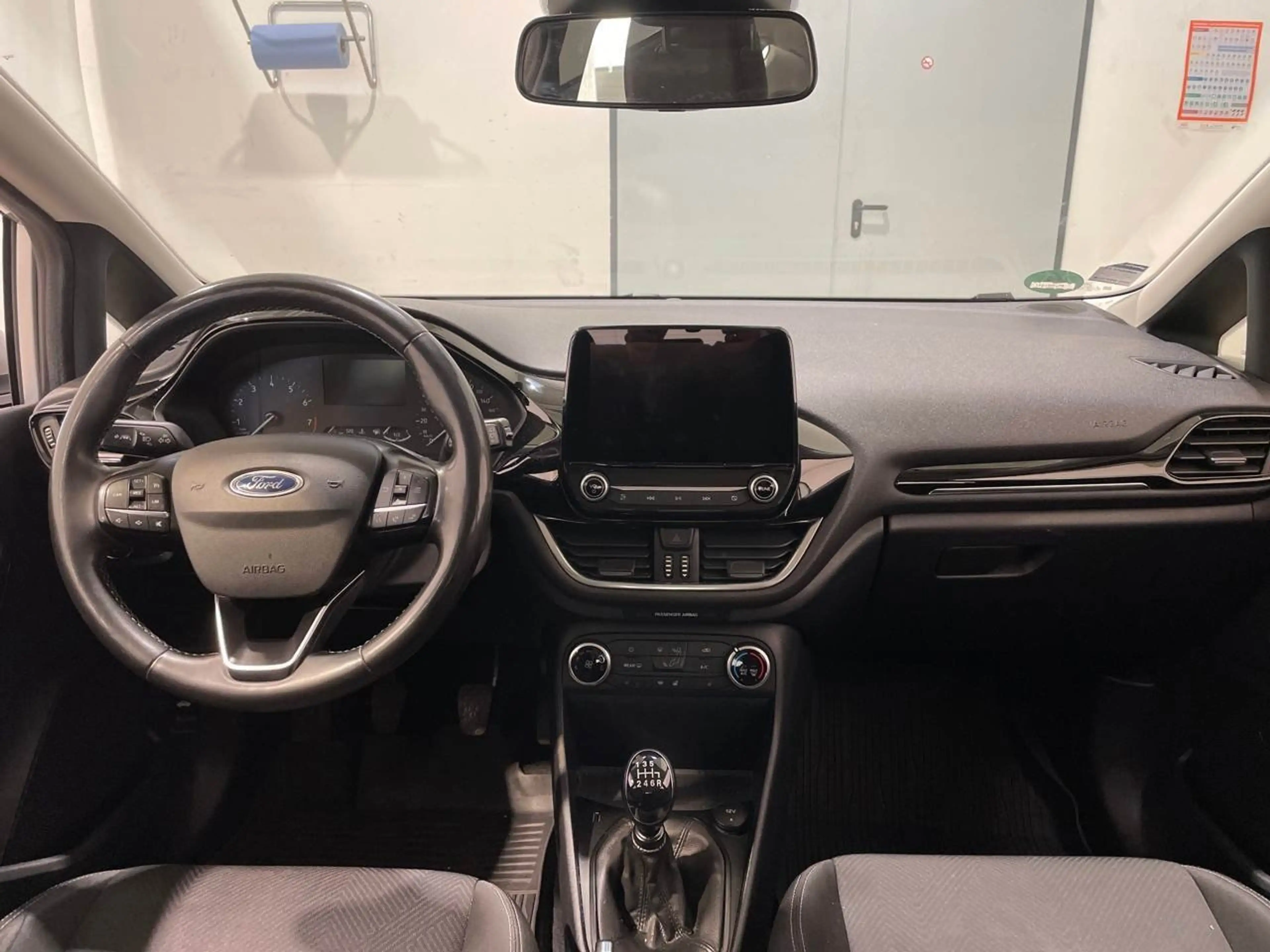 Ford Fiesta 1.0 EcoBoost Cool&Connect LED Lane Navi — photo 7