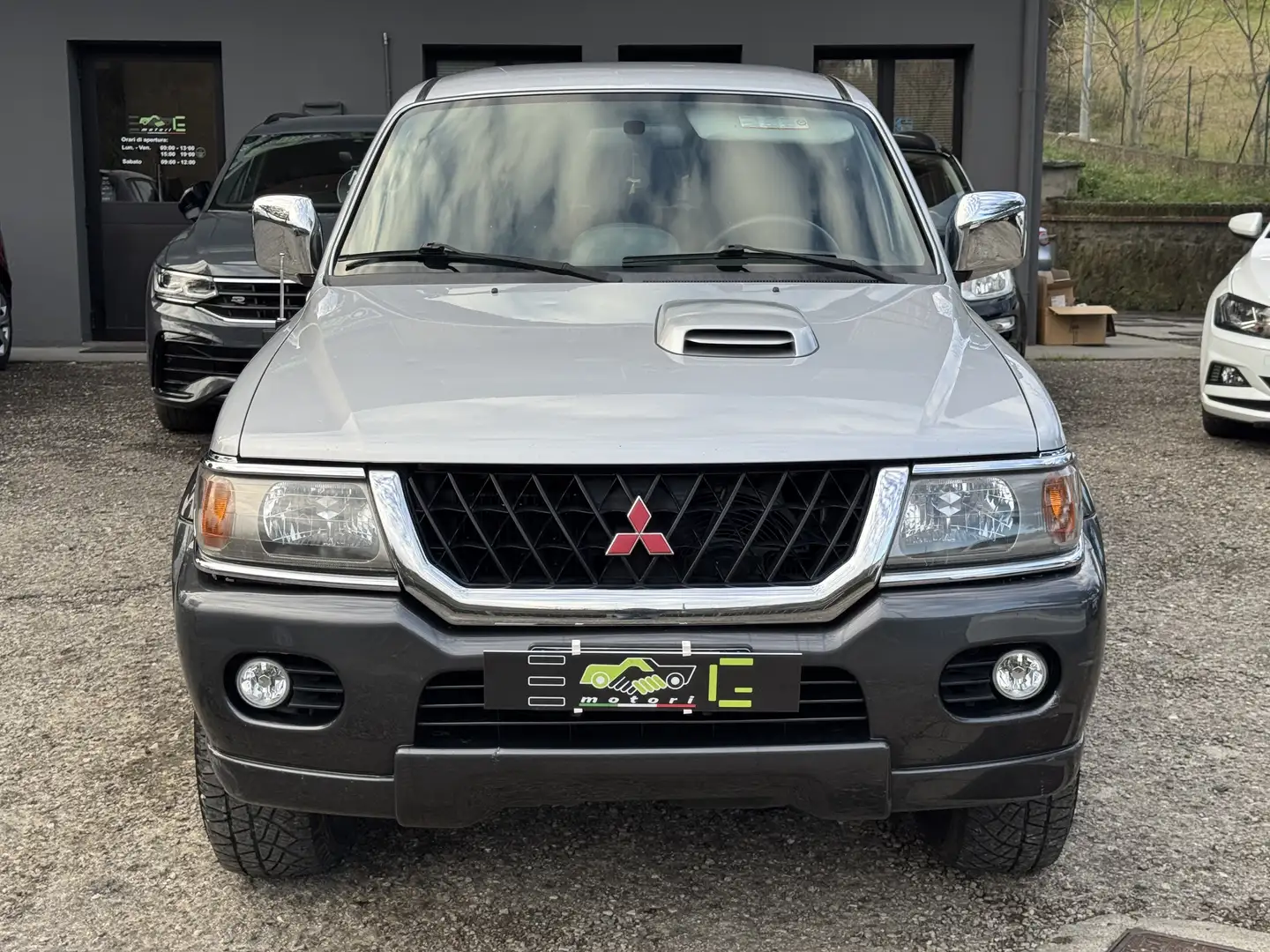 Mitsubishi Pajero Sport 2.5 tdi GLS Target 115cv - 2