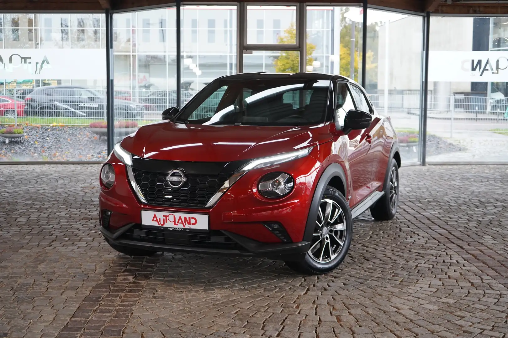 Nissan Juke 1.6 HEV LED Navi SHZ Kam VC Rot - 2