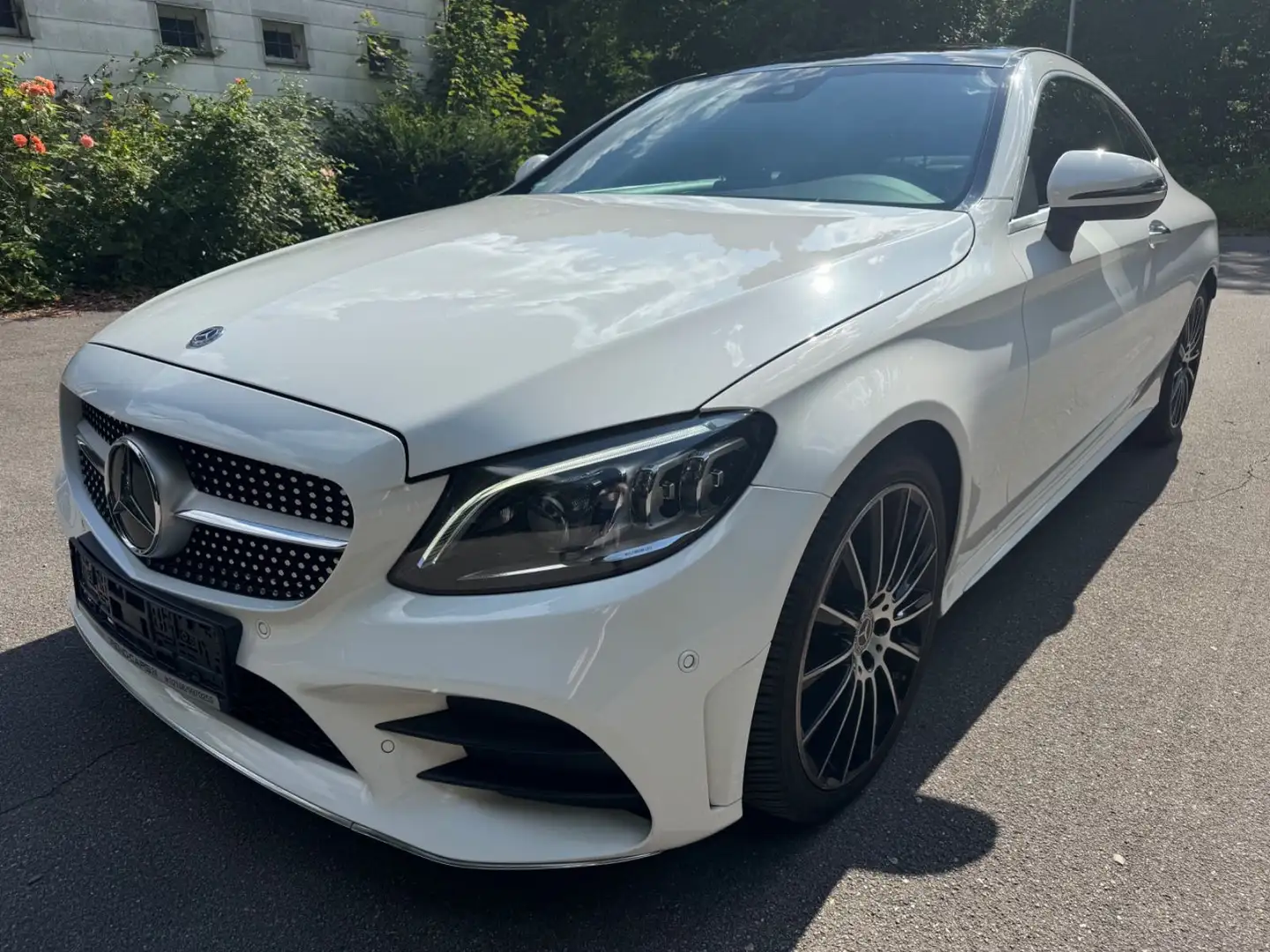 Mercedes-Benz C 300 Coupe * AMG Line*Panorama*Facelift* Blanc - 1