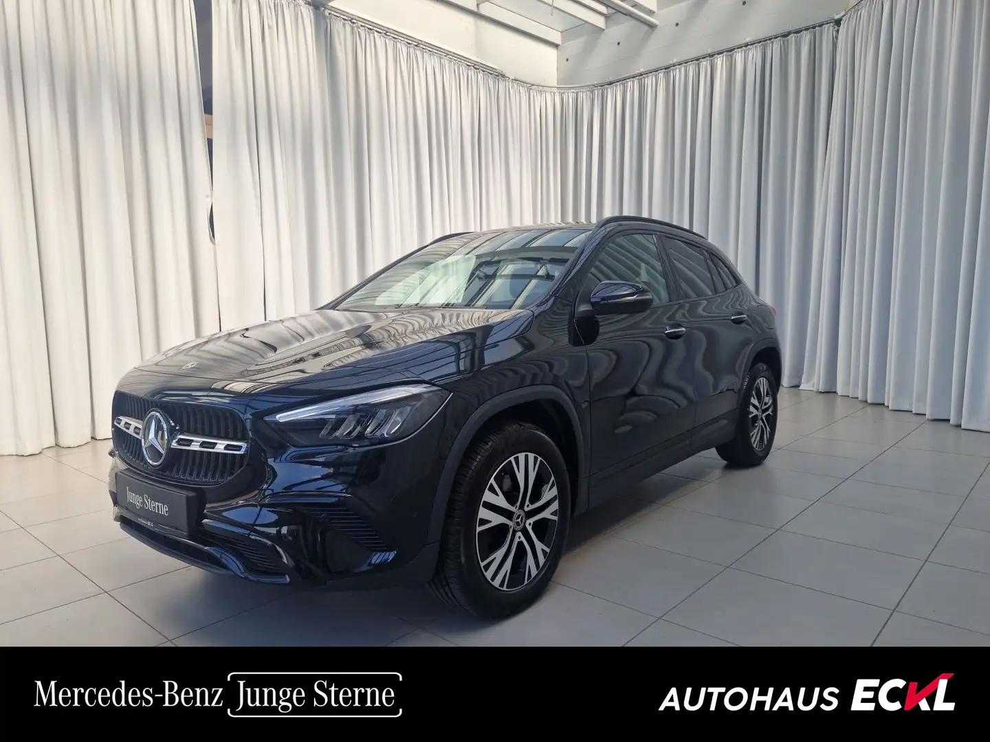 Mercedes-Benz GLA 180 d Progressive AUT KlimaA LM PDC SoundSys Schwarz - 1