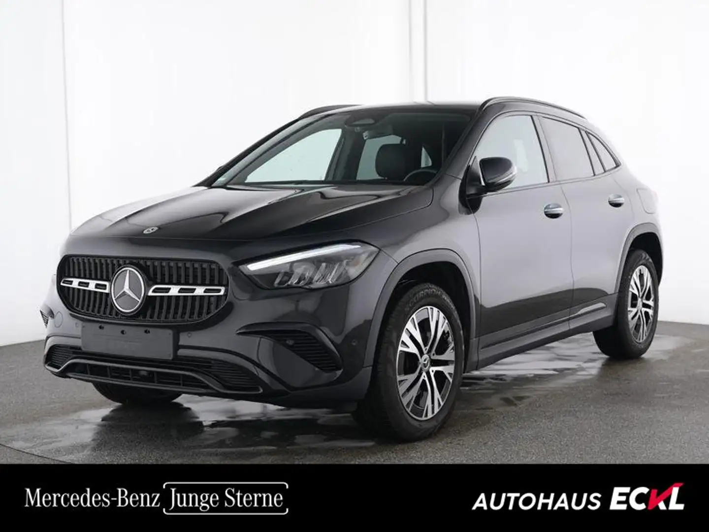 Mercedes-Benz GLA 180 d Progressive AUT KlimaA LM PDC SoundSys Schwarz - 1