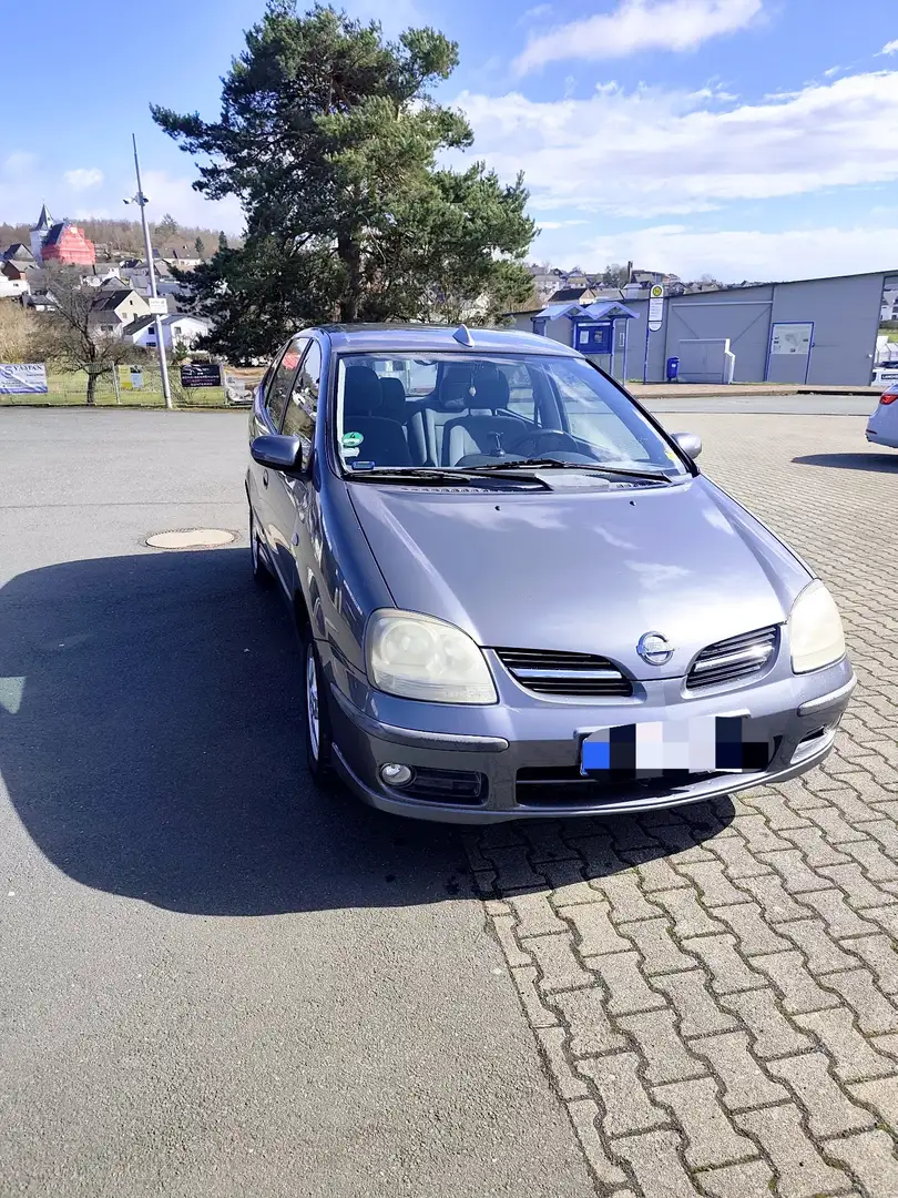 Nissan Almera Tino acenta - 2