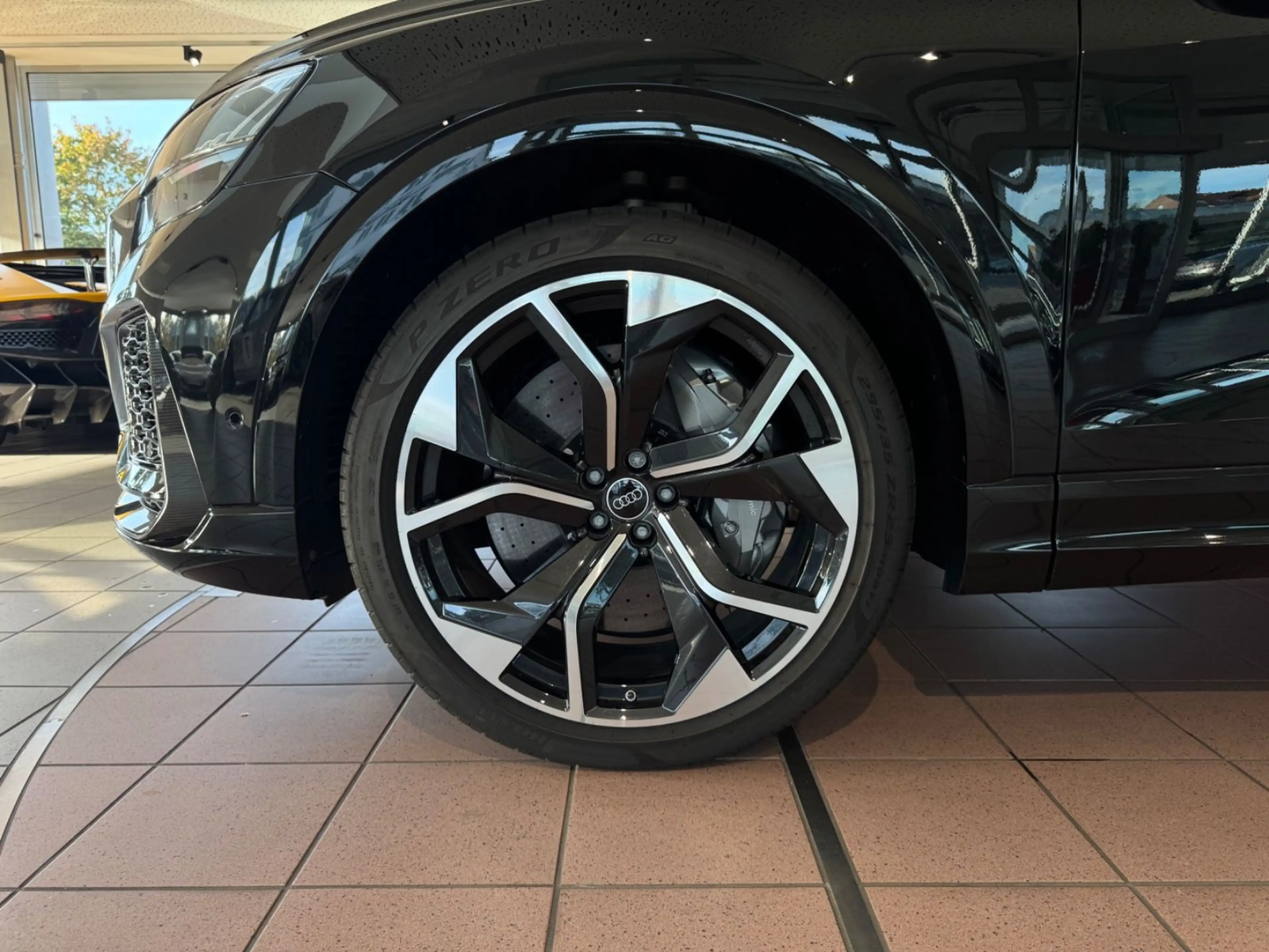 Audi RS Q8 RS FULLCARBON/B+O/PANORAMA/STANDHEIZ — photo 11