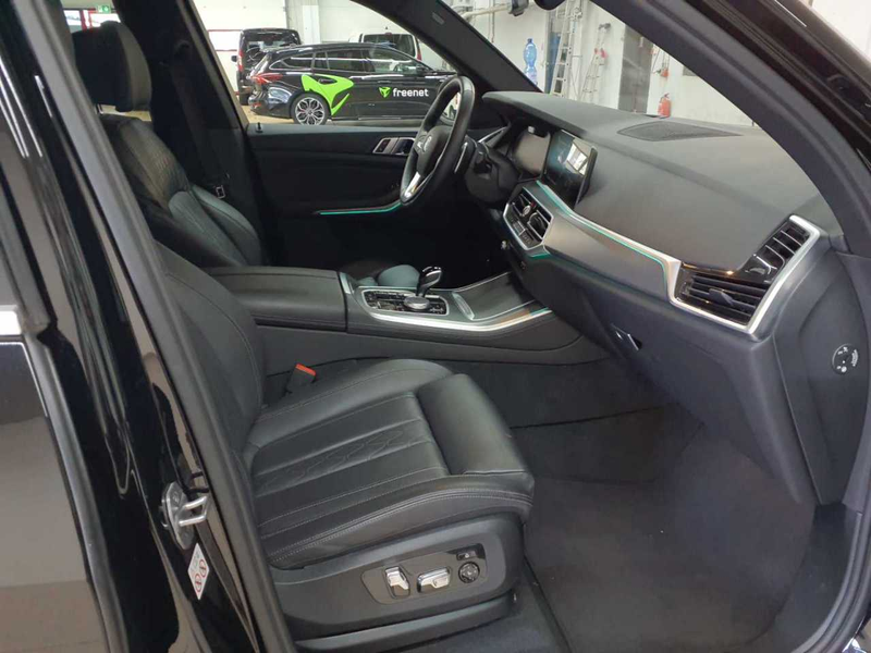 BMW X5 X5 xDrive45e AHK PANO KAM LED — photo 8