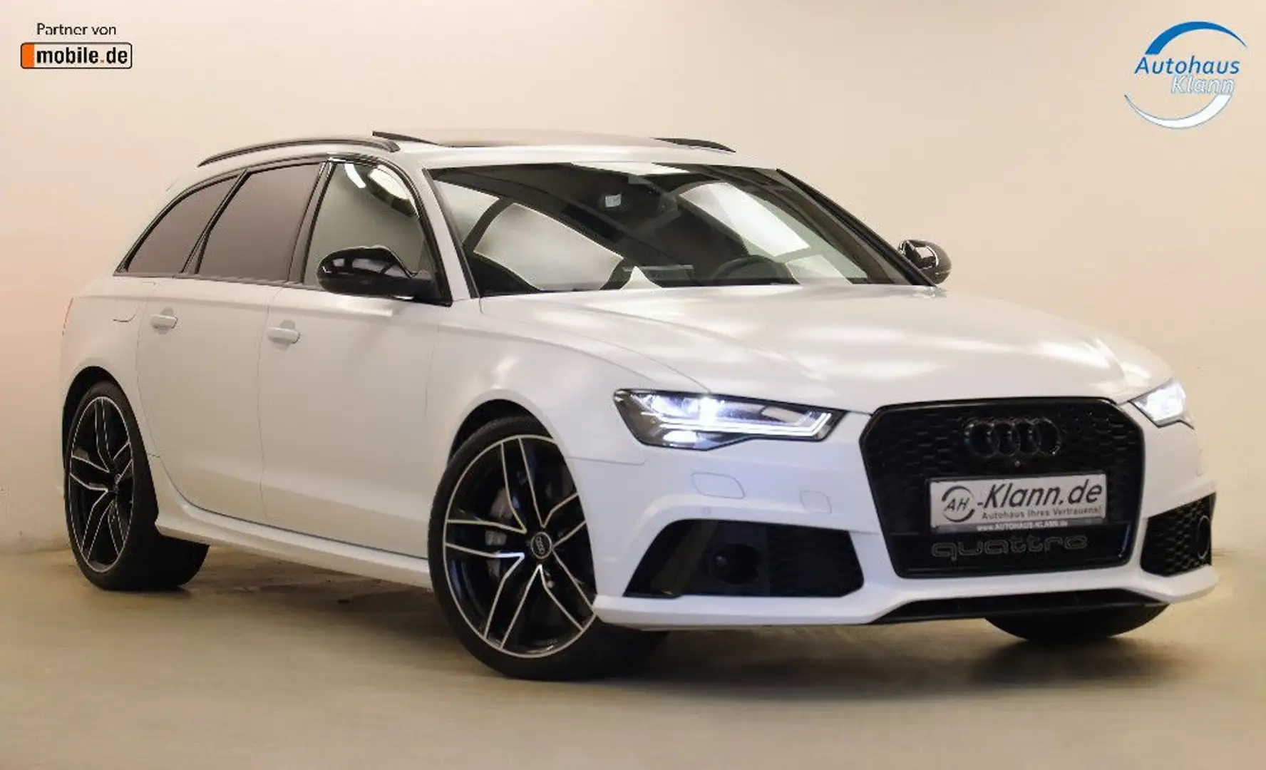 Audi RS6 Avant 4.0 605PS quattro Performanc Akrapovic Weiß - 1