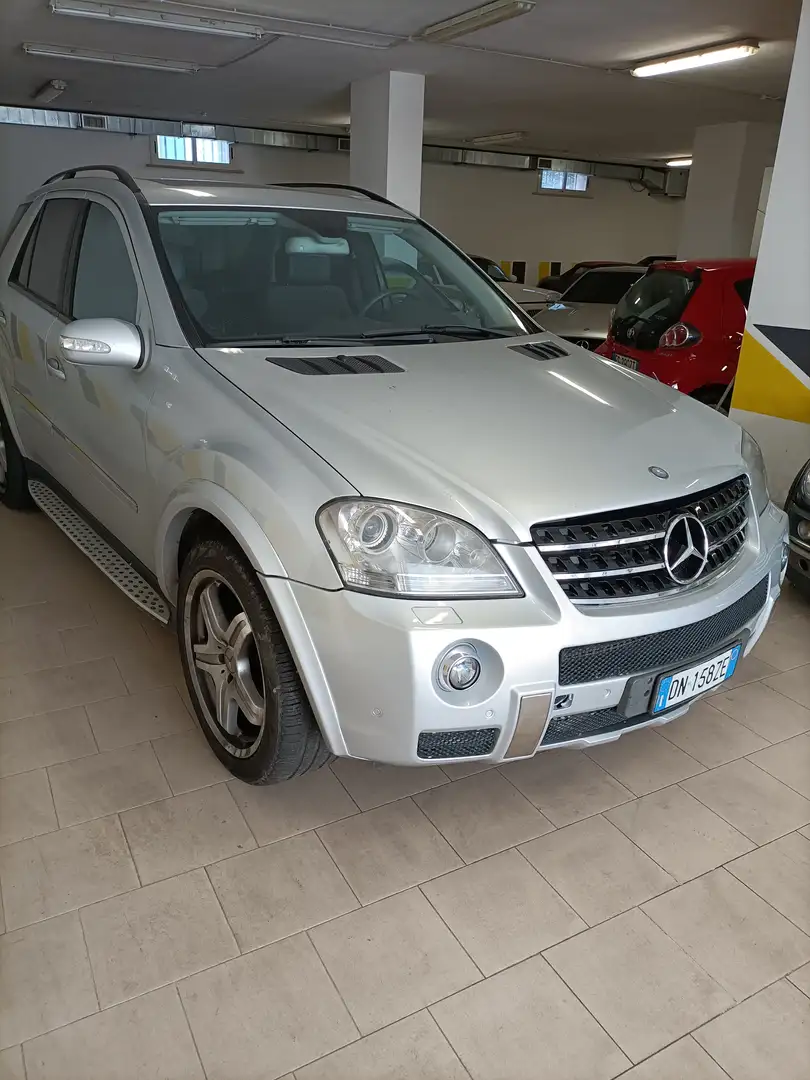 Mercedes-Benz ML 420 Plateado - 2