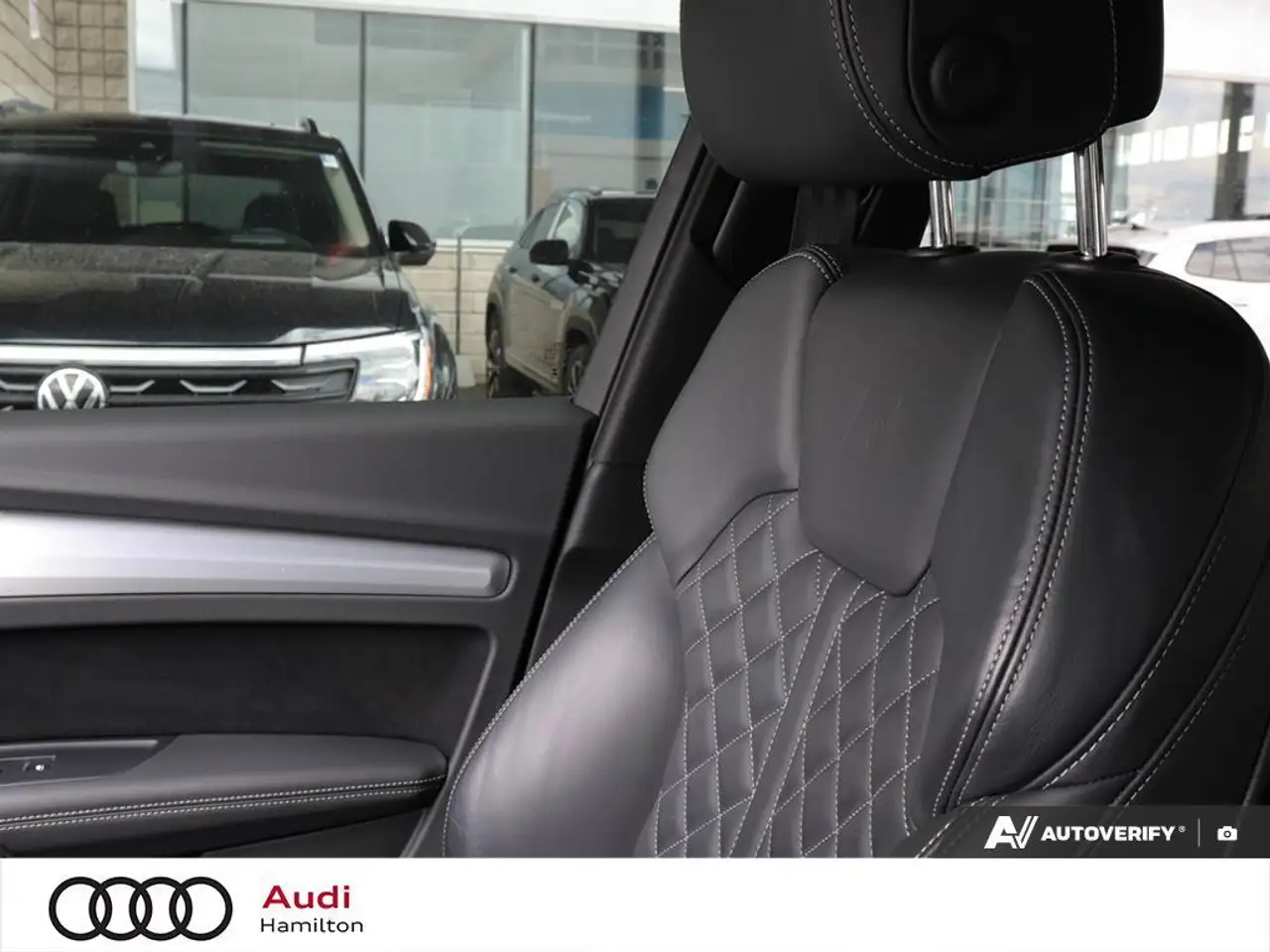 Audi SQ5 снимка Audi SQ5