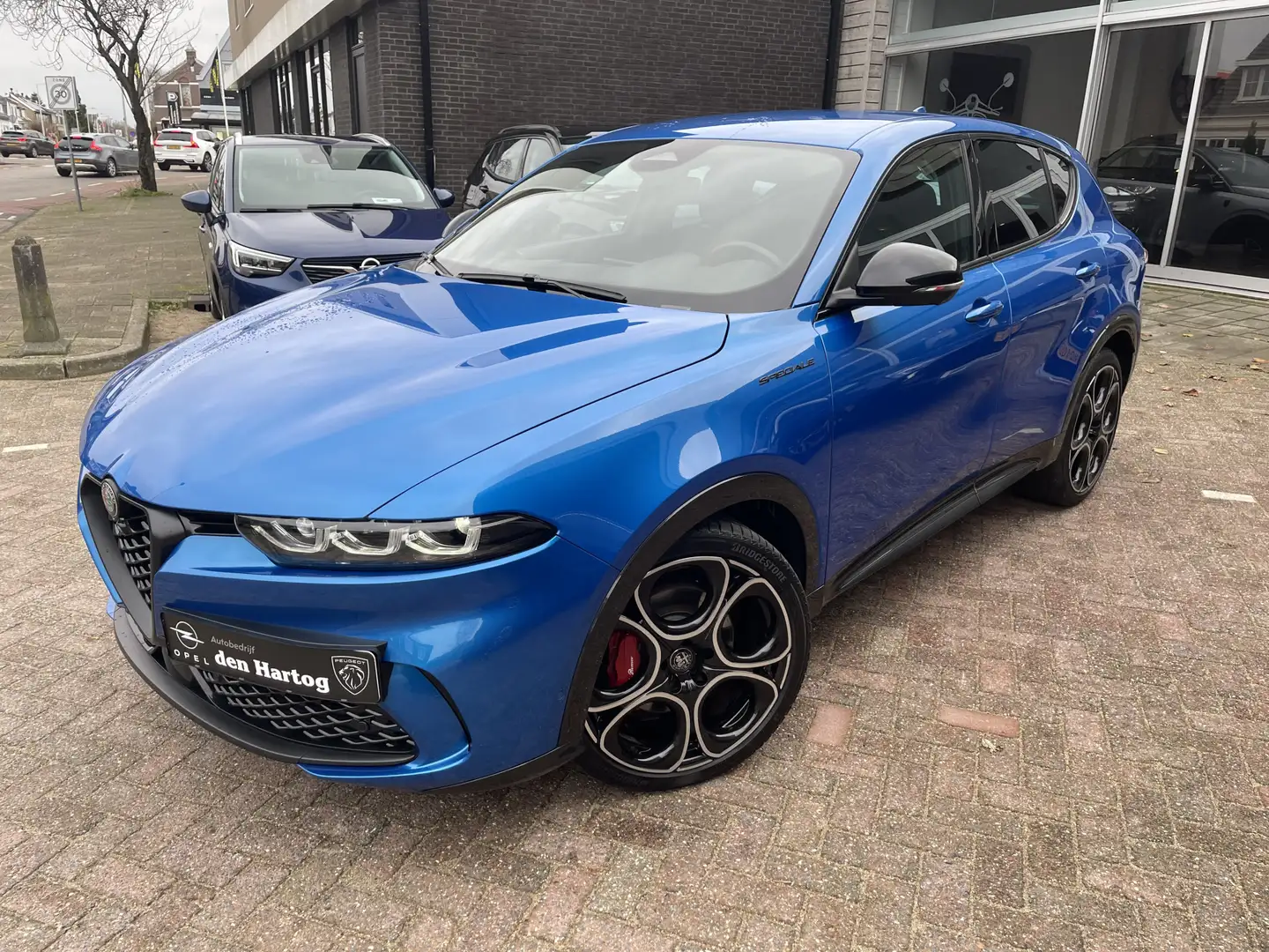 Alfa Romeo Tonale 1.5T Hybrid Edizione Speciale ECC/Electrische acht Blau - 2