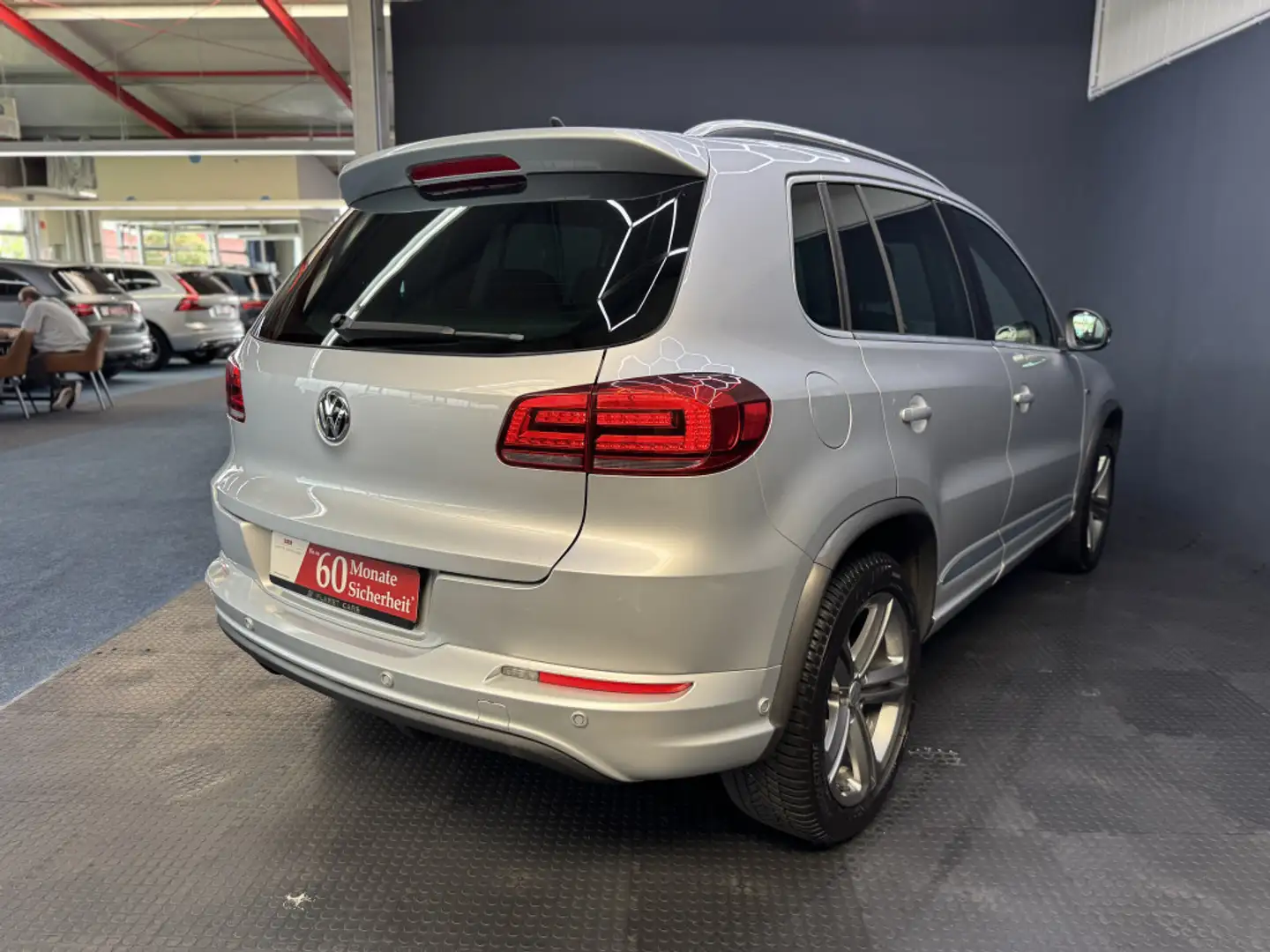 Volkswagen Tiguan CityScape BMT 4Motion*R-Line*3J.Garantie* Argento - 2