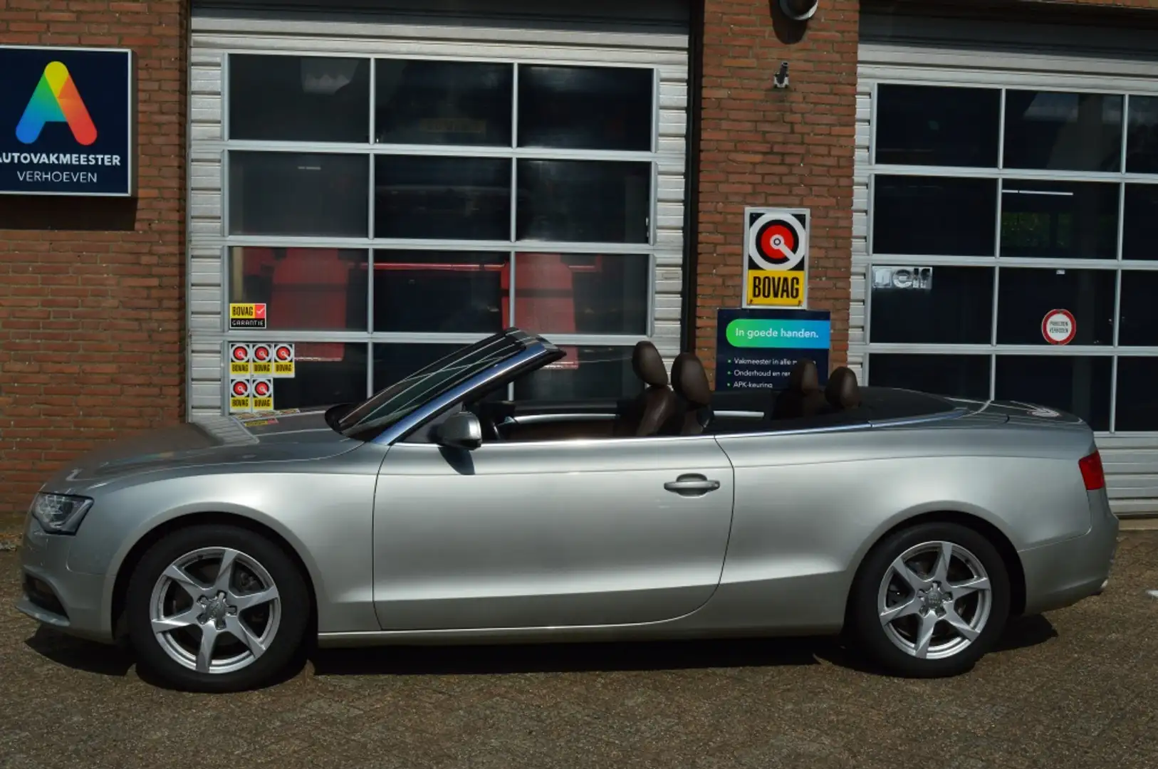 Audi A5 Cabriolet, Leer, Navigatie, Crui 1.8 TFSI Pro Line Grijs - 2