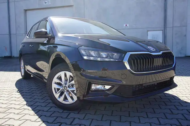 Skoda Fabia 1.0TSI Navi/MirrorLi Kamera LED SHZ