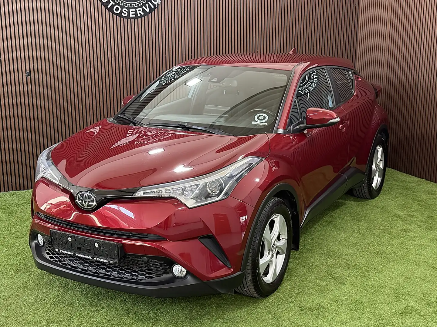 Toyota C-HR 1,2T C-ENTER 4WD CVT Rot - 2