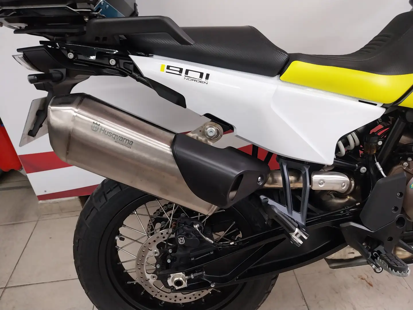 Husqvarna Norden 901 Alb - 2