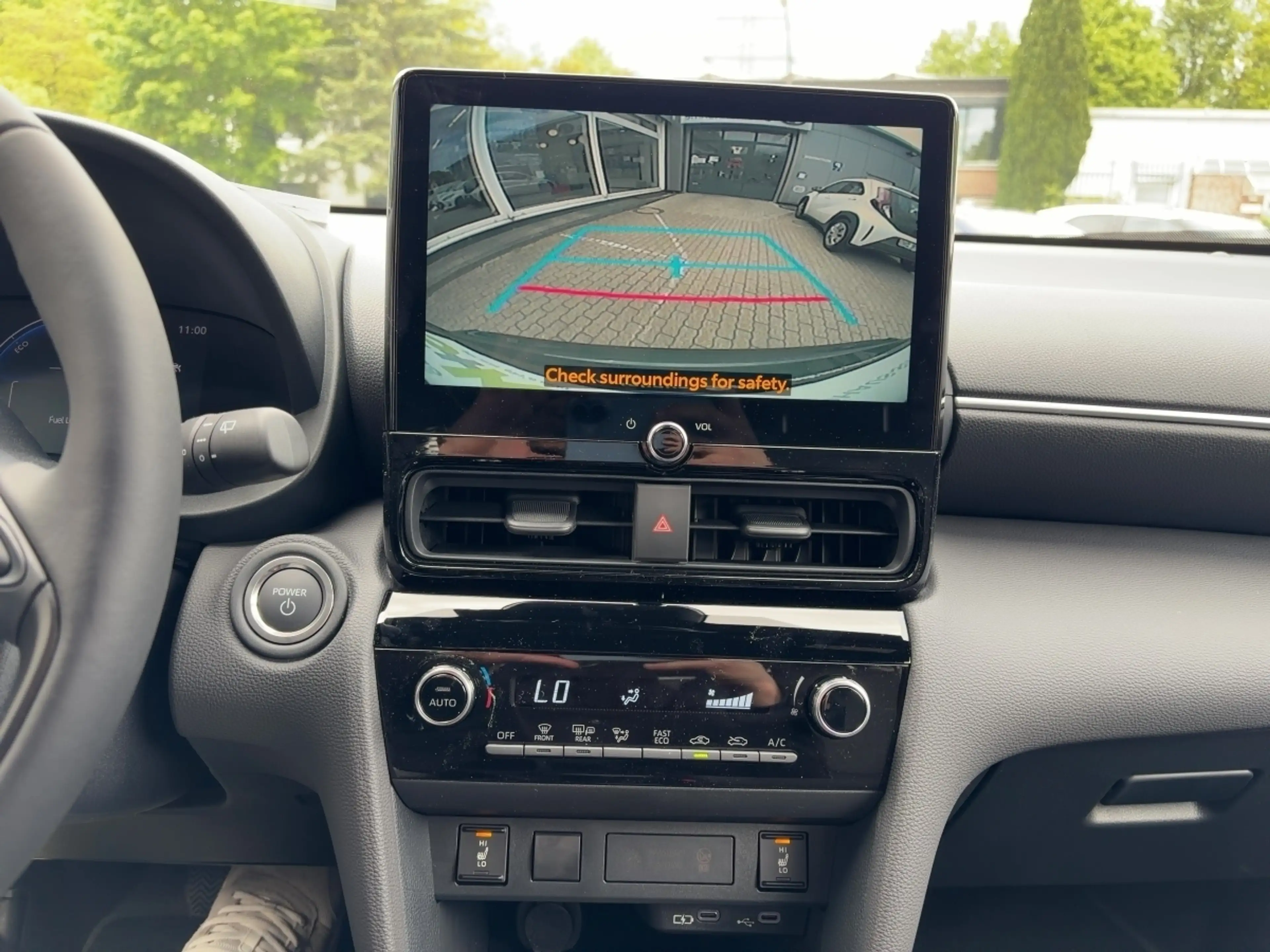 Toyota Yaris Cross Teamplay *Safety-Paket *Winter-Paket — photo 15