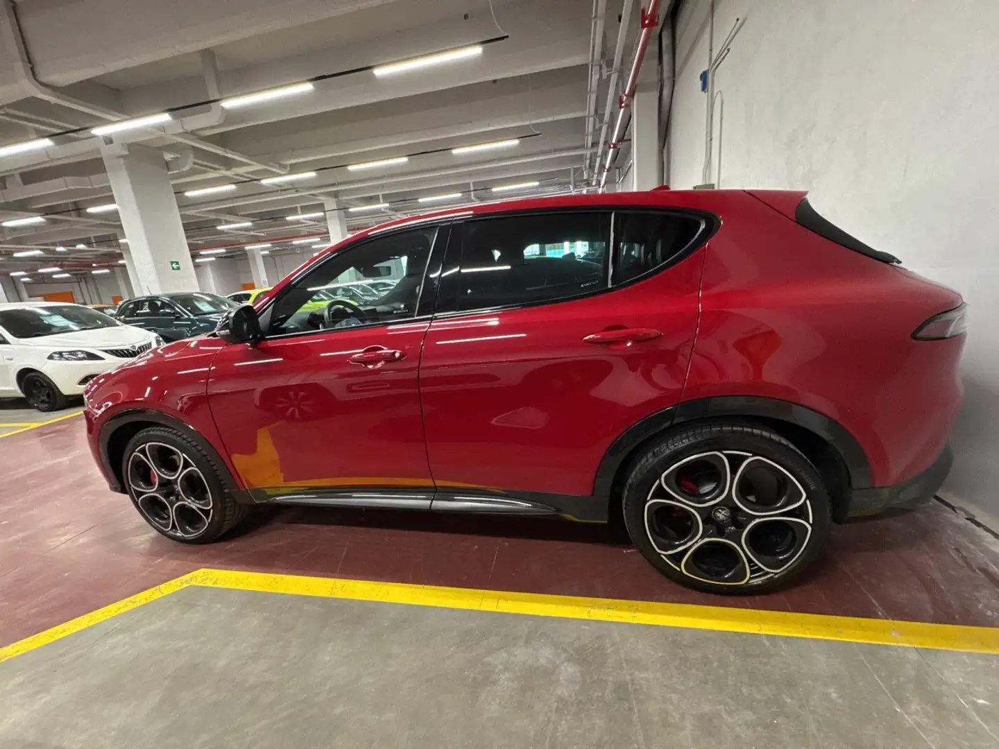 Alfa Romeo Tonale 1.5 160cv Hybrid TCT7 Speciale Rosso - 2