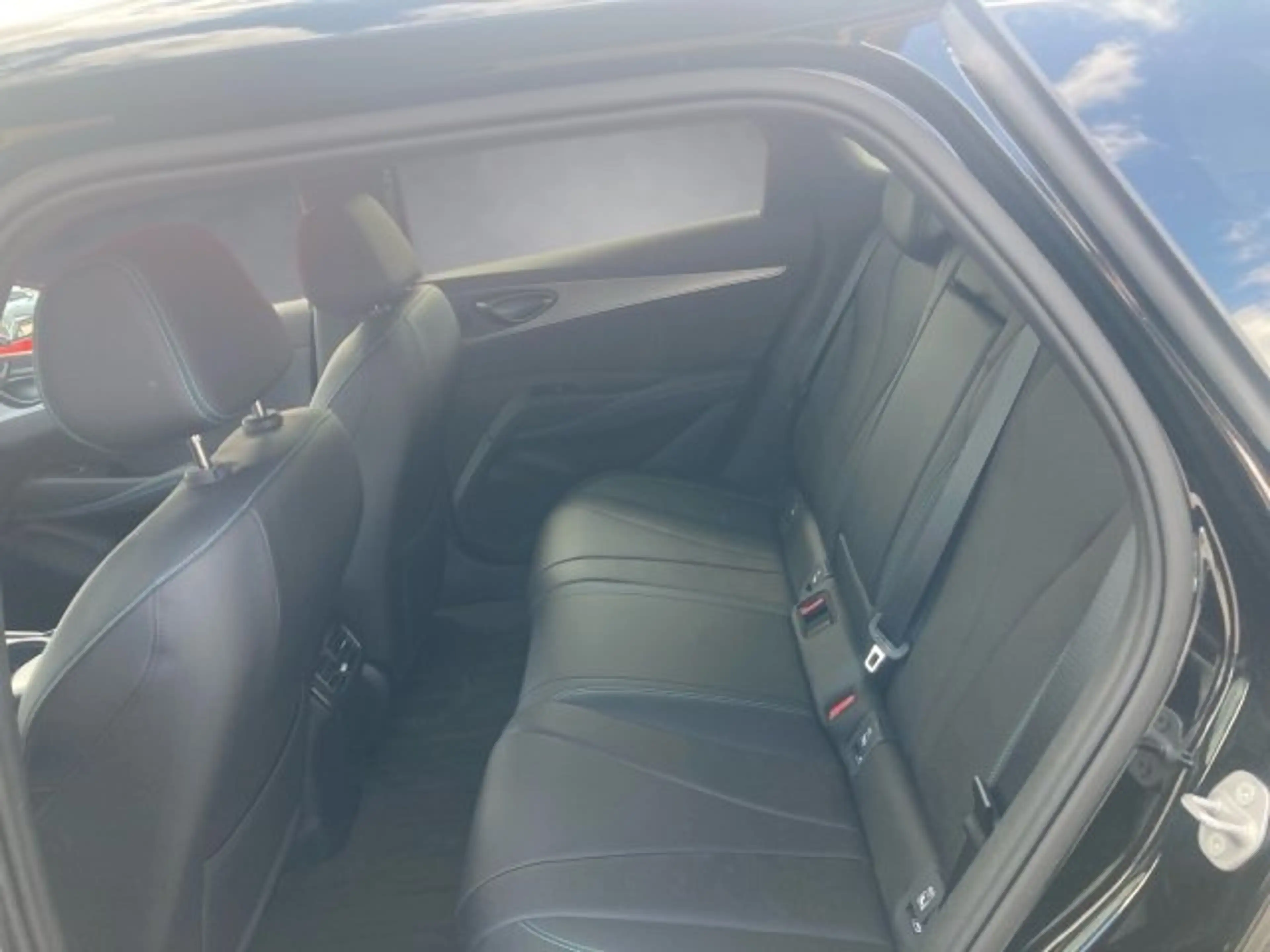 BYD Seal 6 DM-i Touring Comfort — photo 9