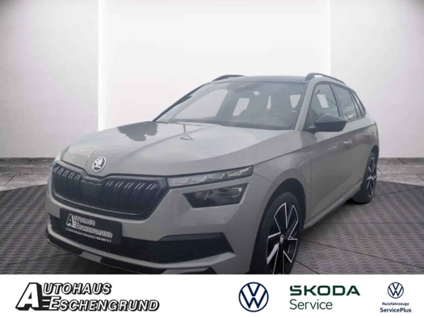 Skoda Kamiq 1.5 TSI Monte Carlo AHK KESSY LED CLIMA Grau - 1
