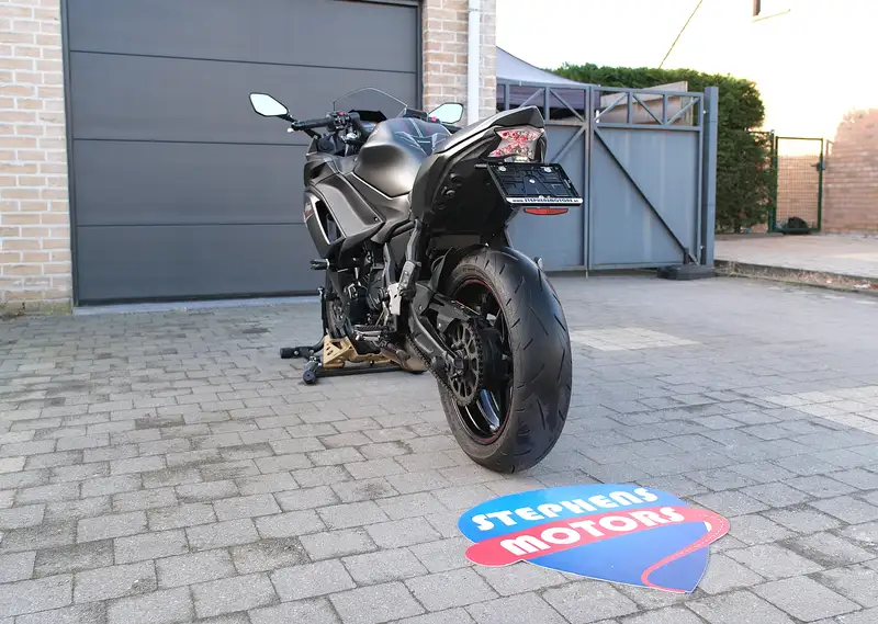 Kawasaki Ninja 650 - foto 8