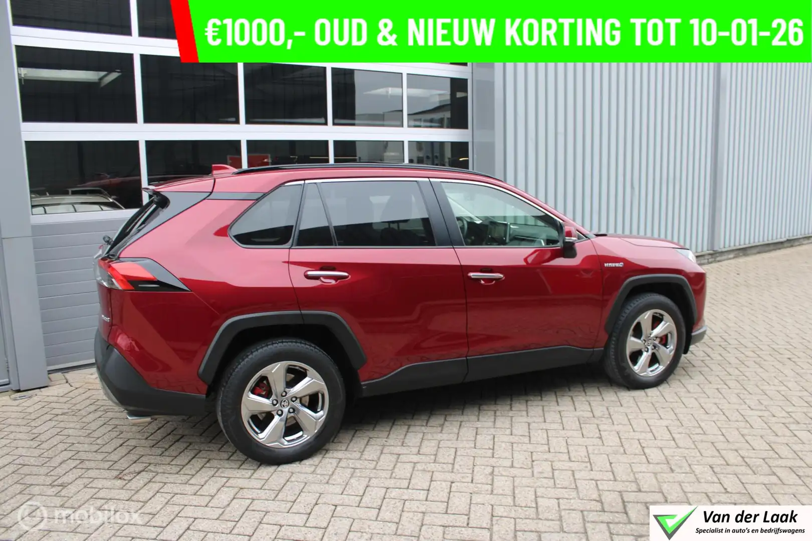 Toyota RAV 4 2.5 Hybrid AWD Executive | 1e Eigenaar | Panoramad Rood - 2
