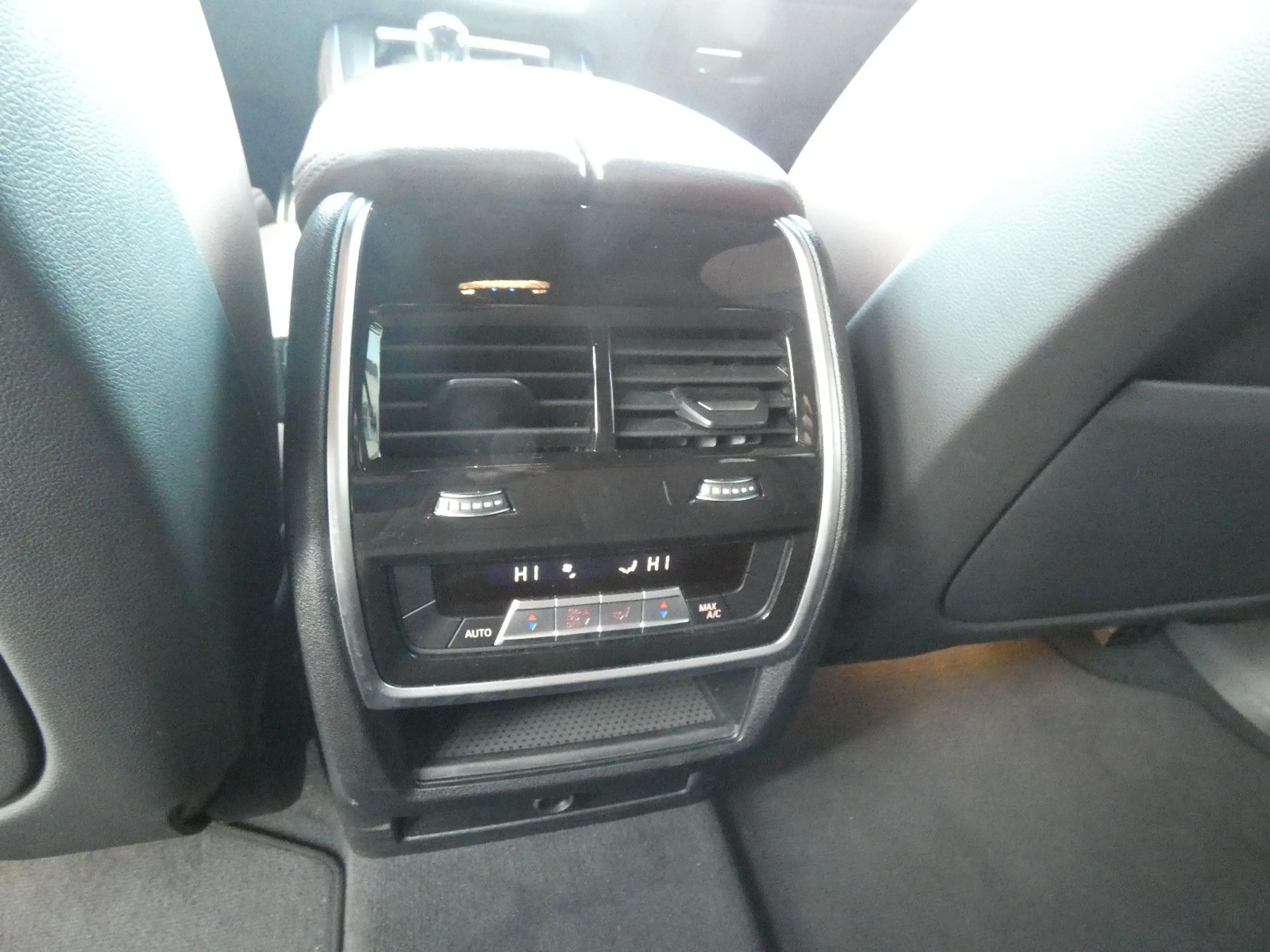 BMW X5 xDrive 30 d M Sport — photo 19