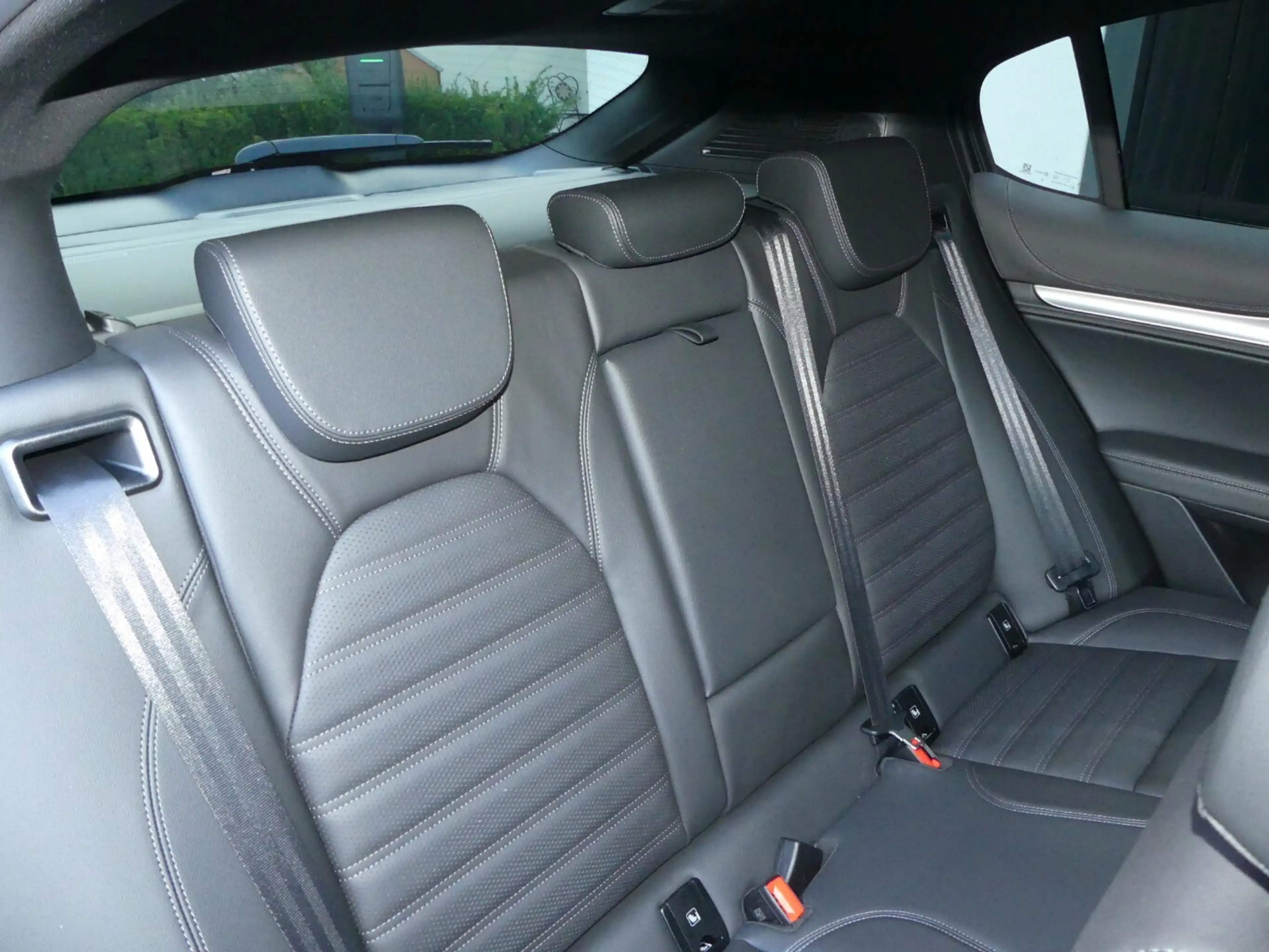 Alfa Romeo Stelvio Veloce 2.2 Diesel Q4-AT8 — photo 6