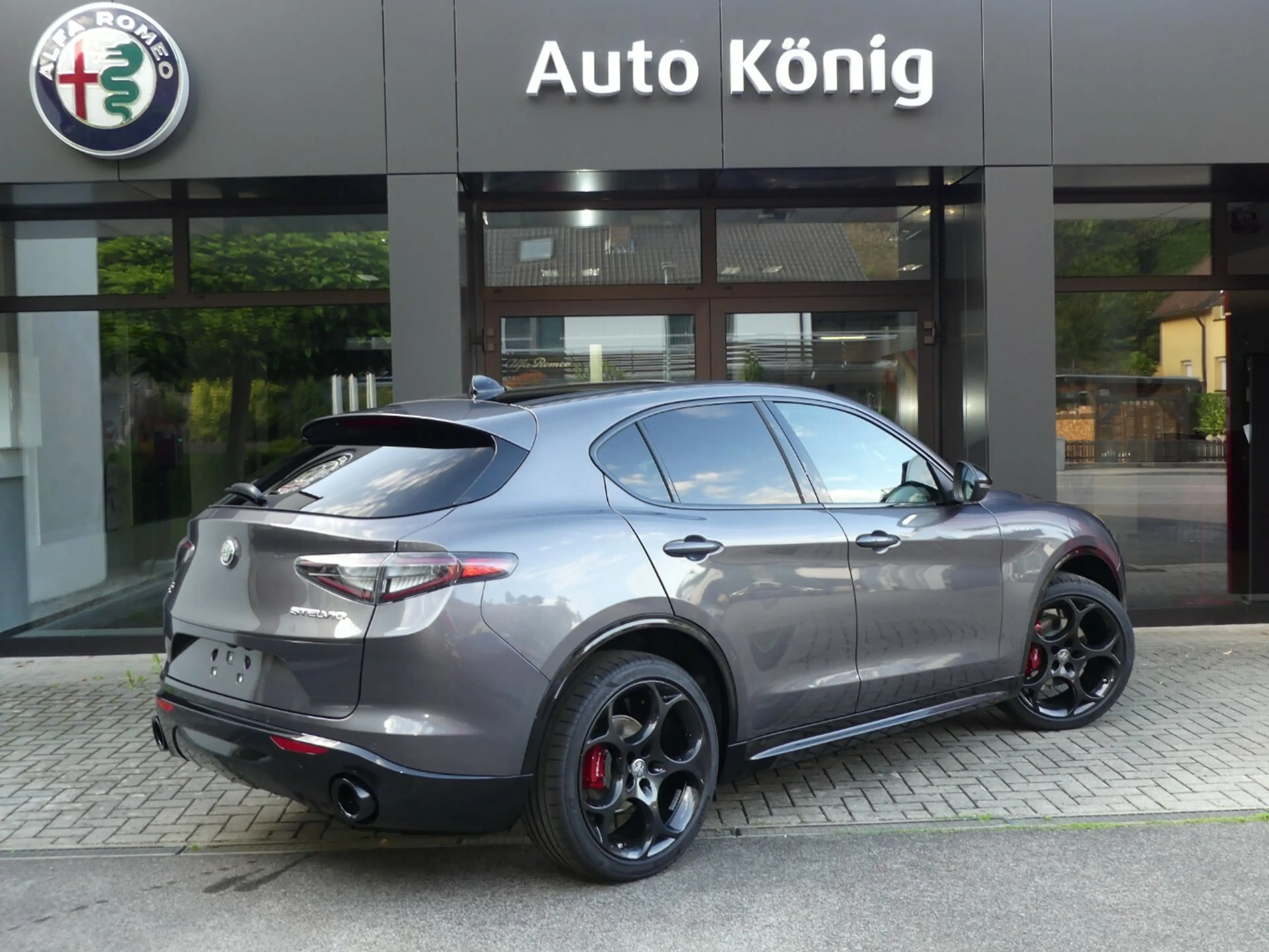 Alfa Romeo Stelvio Veloce 2.2 Diesel Q4-AT8 — photo 2