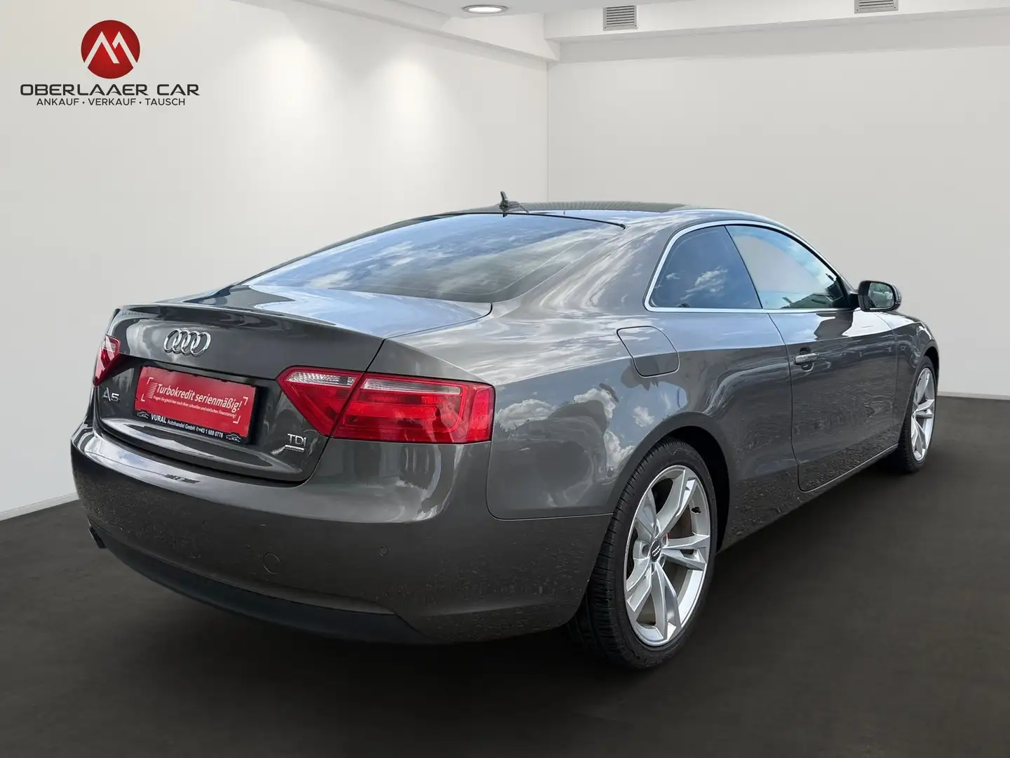Audi A5 2.0 TDI quattro Coupe S-tronic. Grau - 2