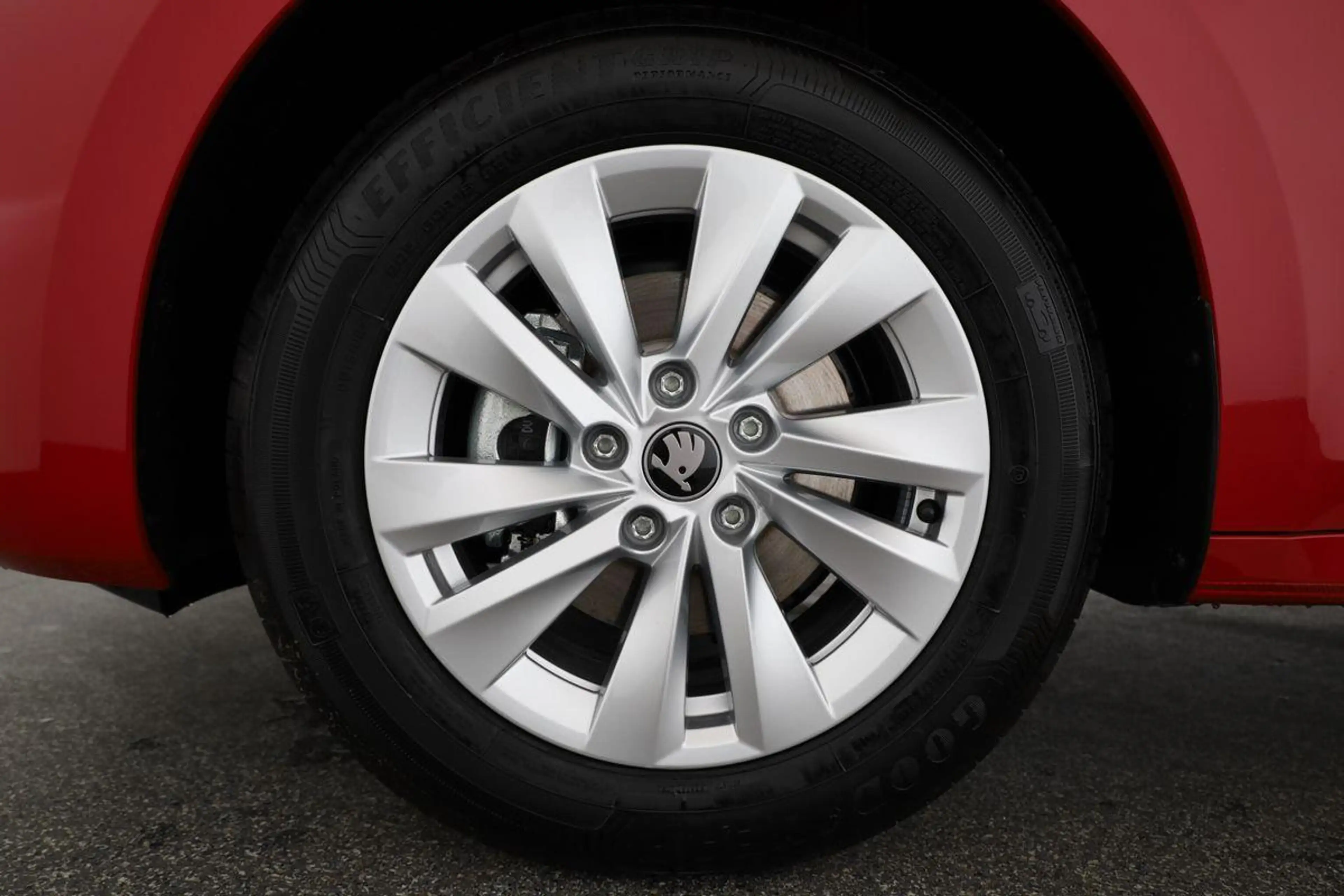 Skoda Octavia Combi TDI DSG Selection, Navi, Pano, AHK, Teillede — photo 19