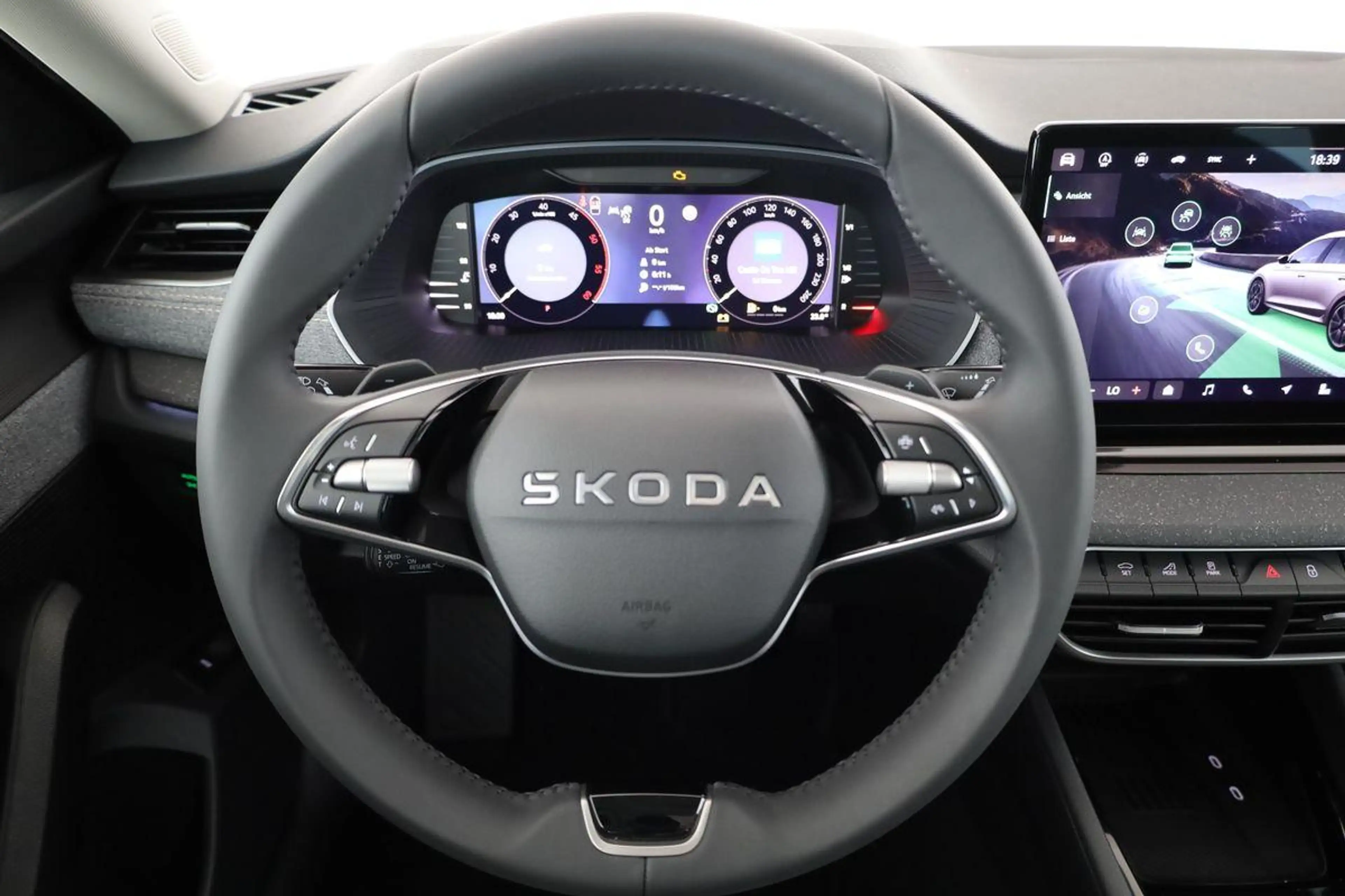 Skoda Octavia Combi TDI DSG Selection, Navi, Pano, AHK, Teillede — photo 7