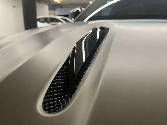 Aston Martin DBX 4.0 V8 TWIN TURBO Ansicht 30