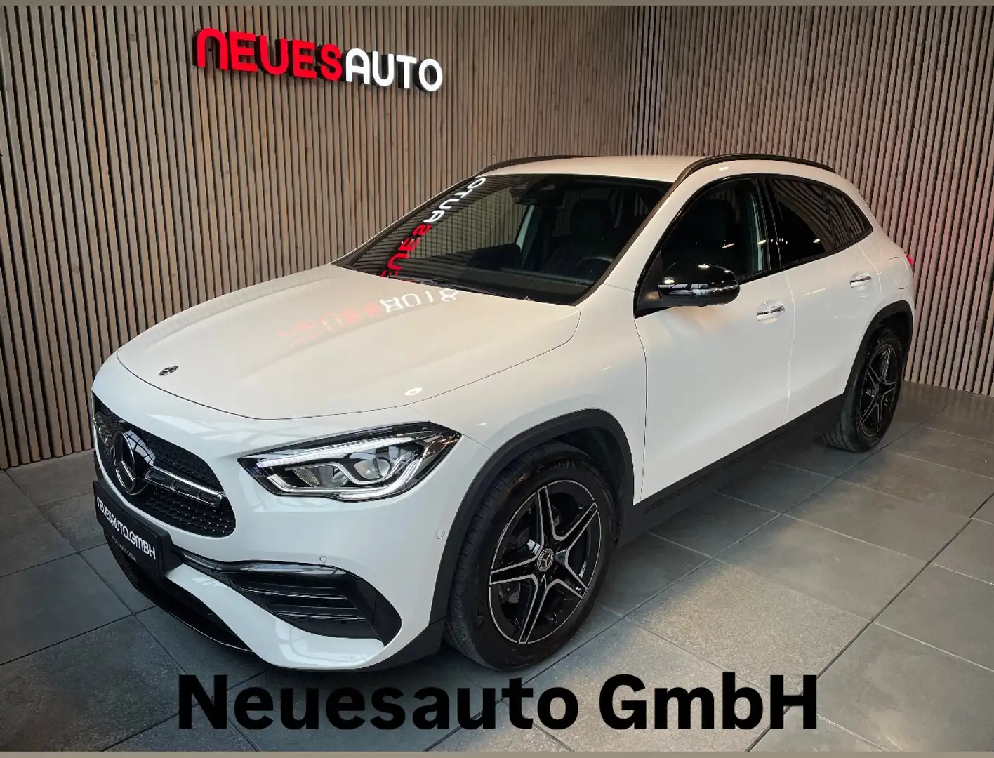 Mercedes-Benz GLA 200 d 4Matic*AMG-Paket*360°-Kamera*AHK*Servicegepfl Weiß - 1