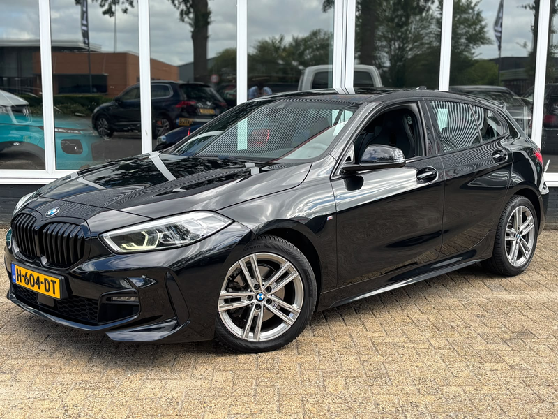 BMW 118 1-serie 118i Executive Edition | M Pakket | Leer | — photo 11