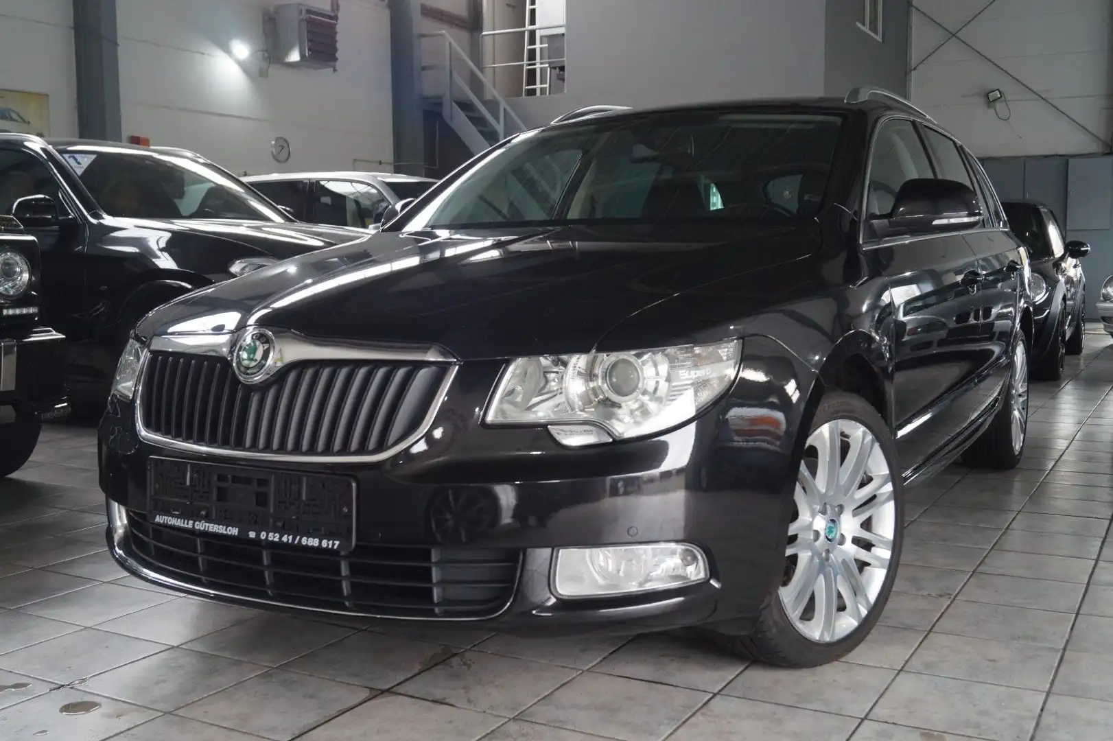 Skoda Superb 1.8 Combi Ambition*AHK*MEMORY*SH*PDC* Noir - 1
