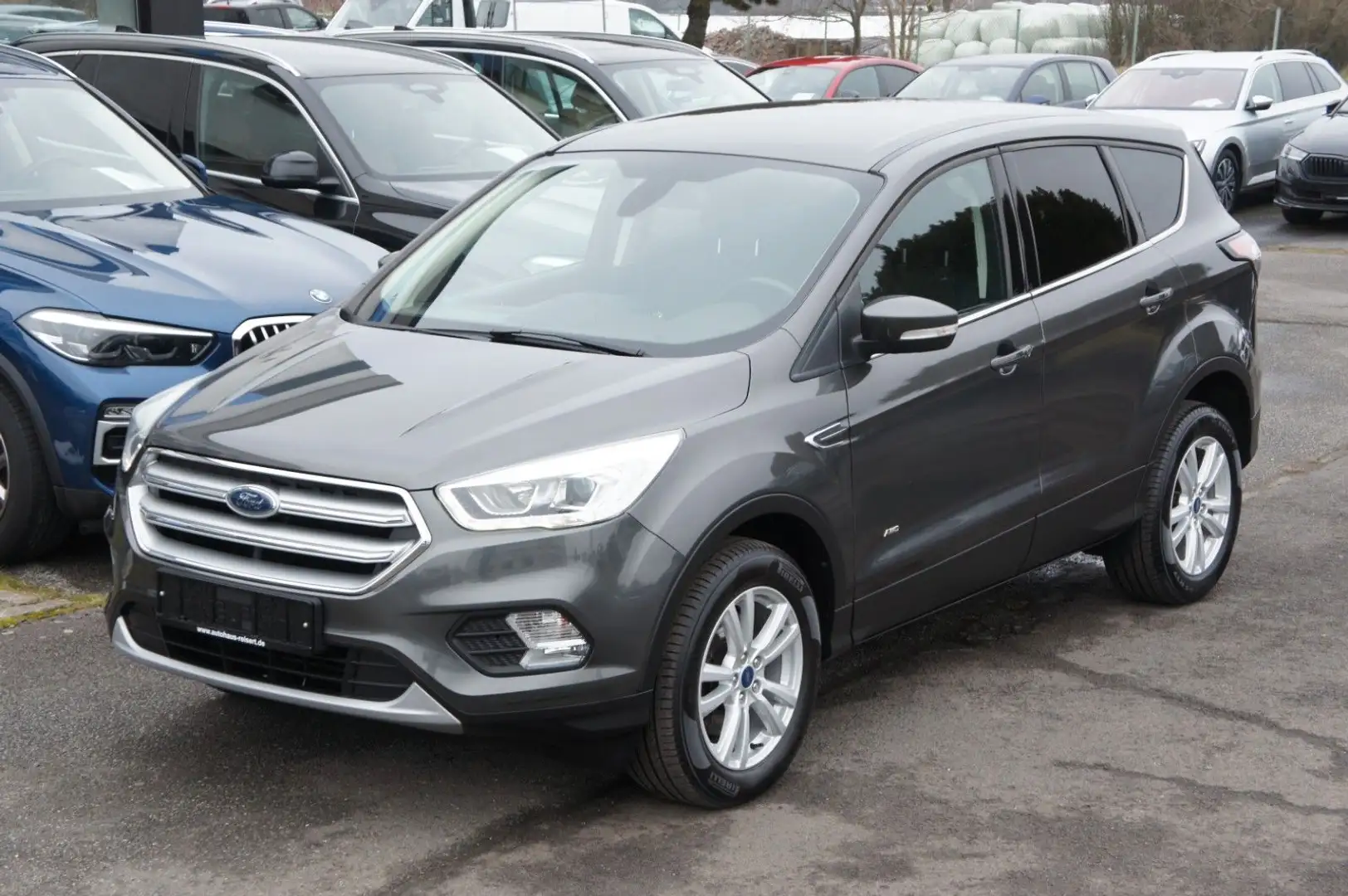 Ford Kuga Titanium Autom. 4x4*AHK*KAM*SYNC*APP* Grau - 1