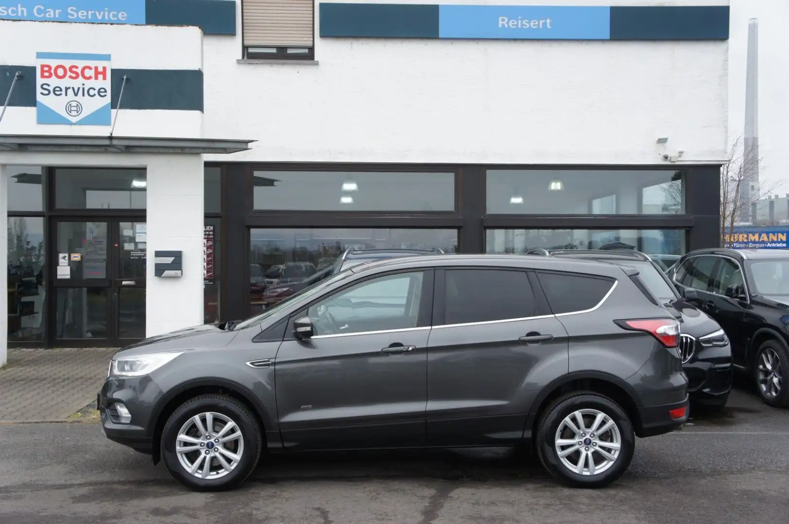 Ford Kuga Titanium Autom. 4x4*AHK*KAM*SYNC*APP* Grau - 2
