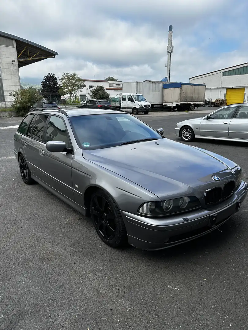 BMW 525 Silber - 2