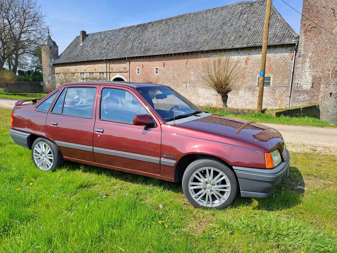 Opel Kadett E 1.6i Beauty, Stufenheck*Autom.*H-Kz*TÜV 6/27* Neulack* aus Familiebesitz*TOP !!!, foto 9