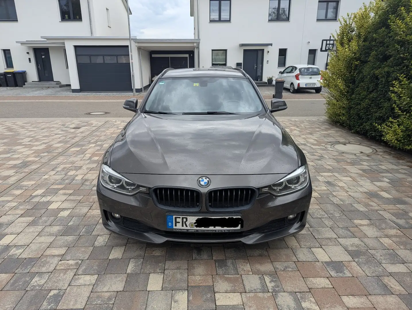 BMW 318 318d DPF Touring Aut. Brun - 2