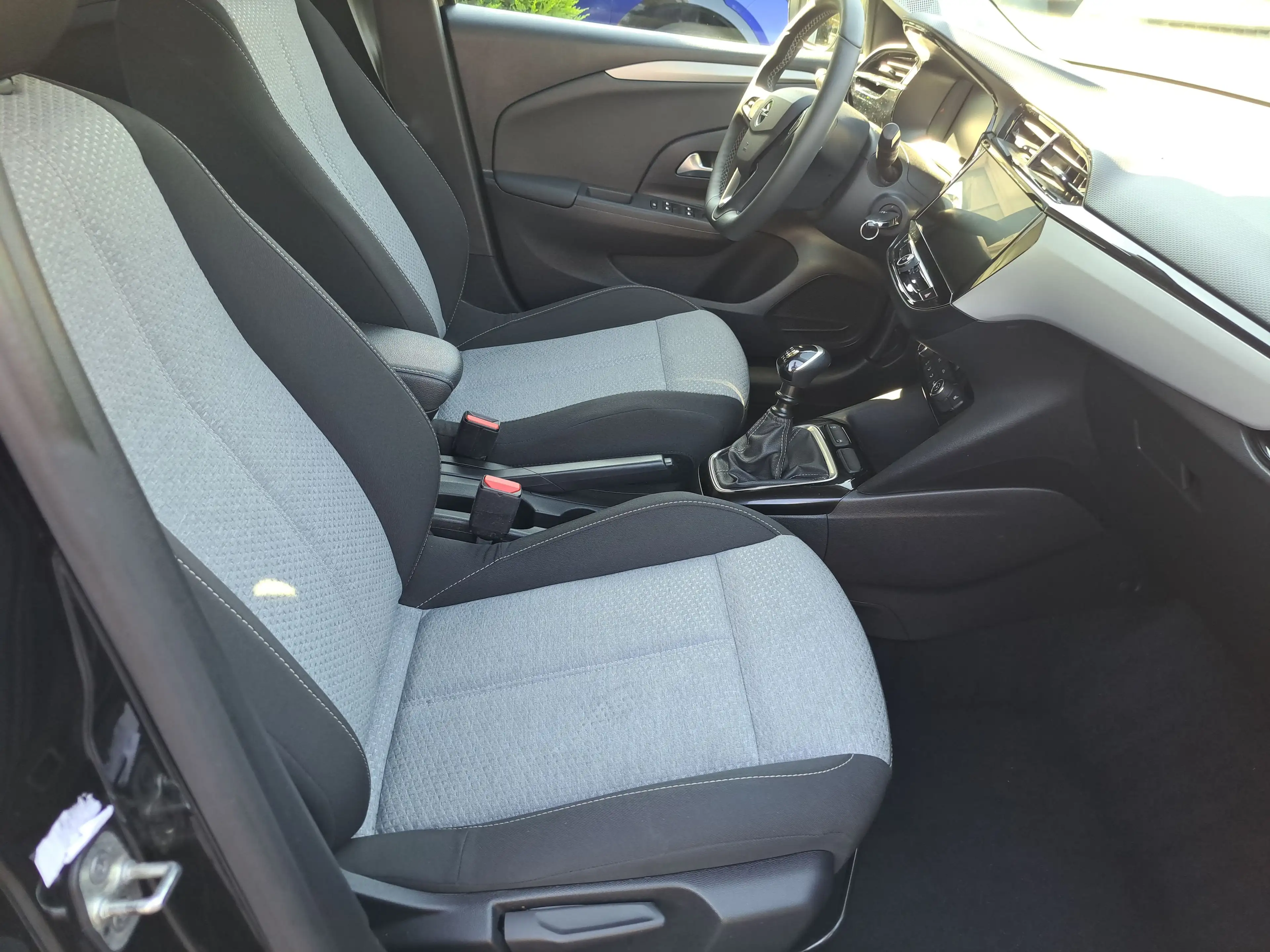 Opel Corsa F 1.2 Turbo Kam. SHZ Facelift PDC — photo 15
