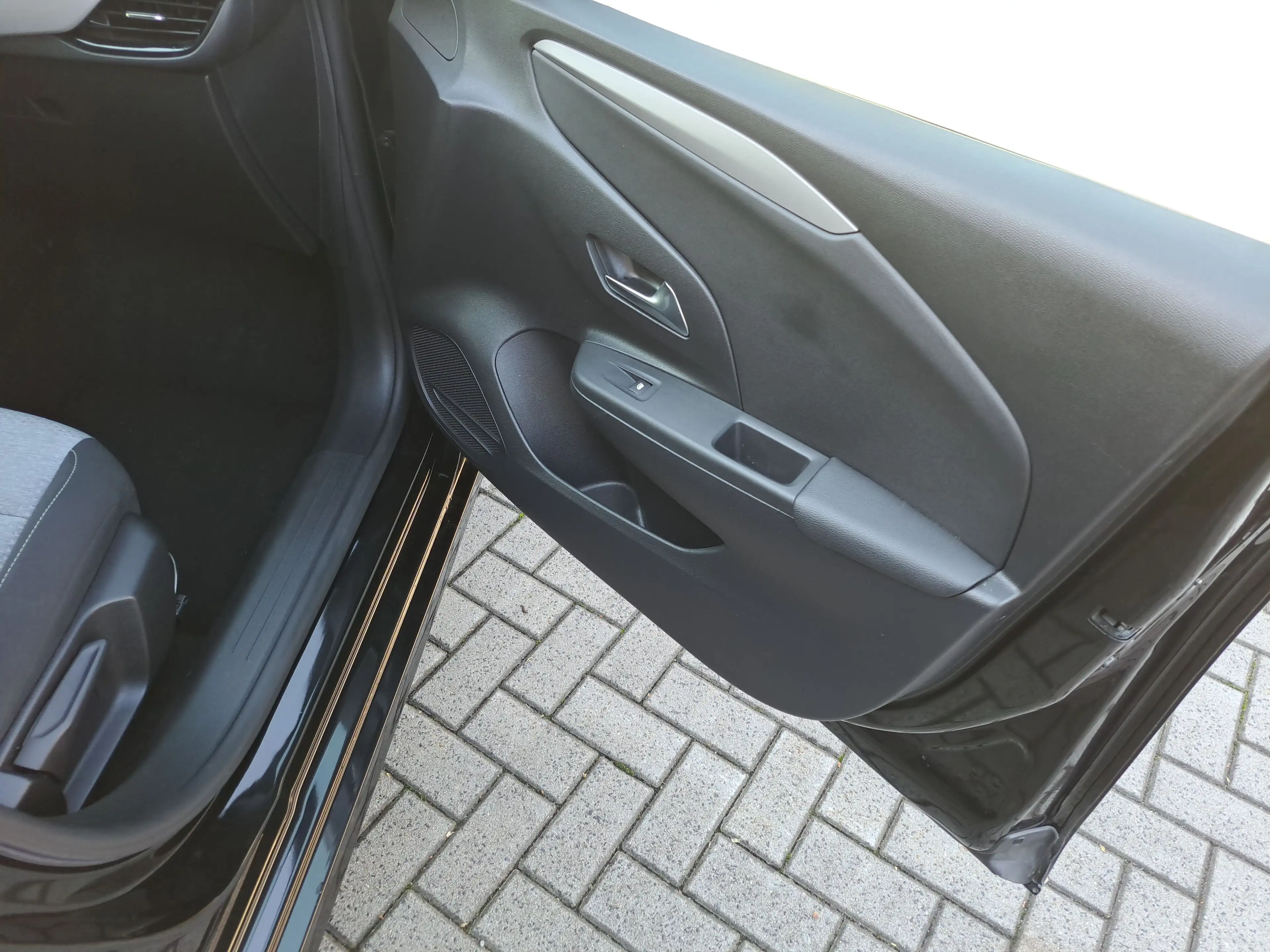 Opel Corsa F 1.2 Turbo Kam. SHZ Facelift PDC — photo 14