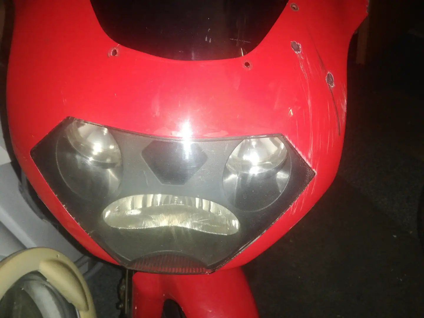 Aprilia RSV Mille Tuono 2Zyl.,1000ccm Piros - 1