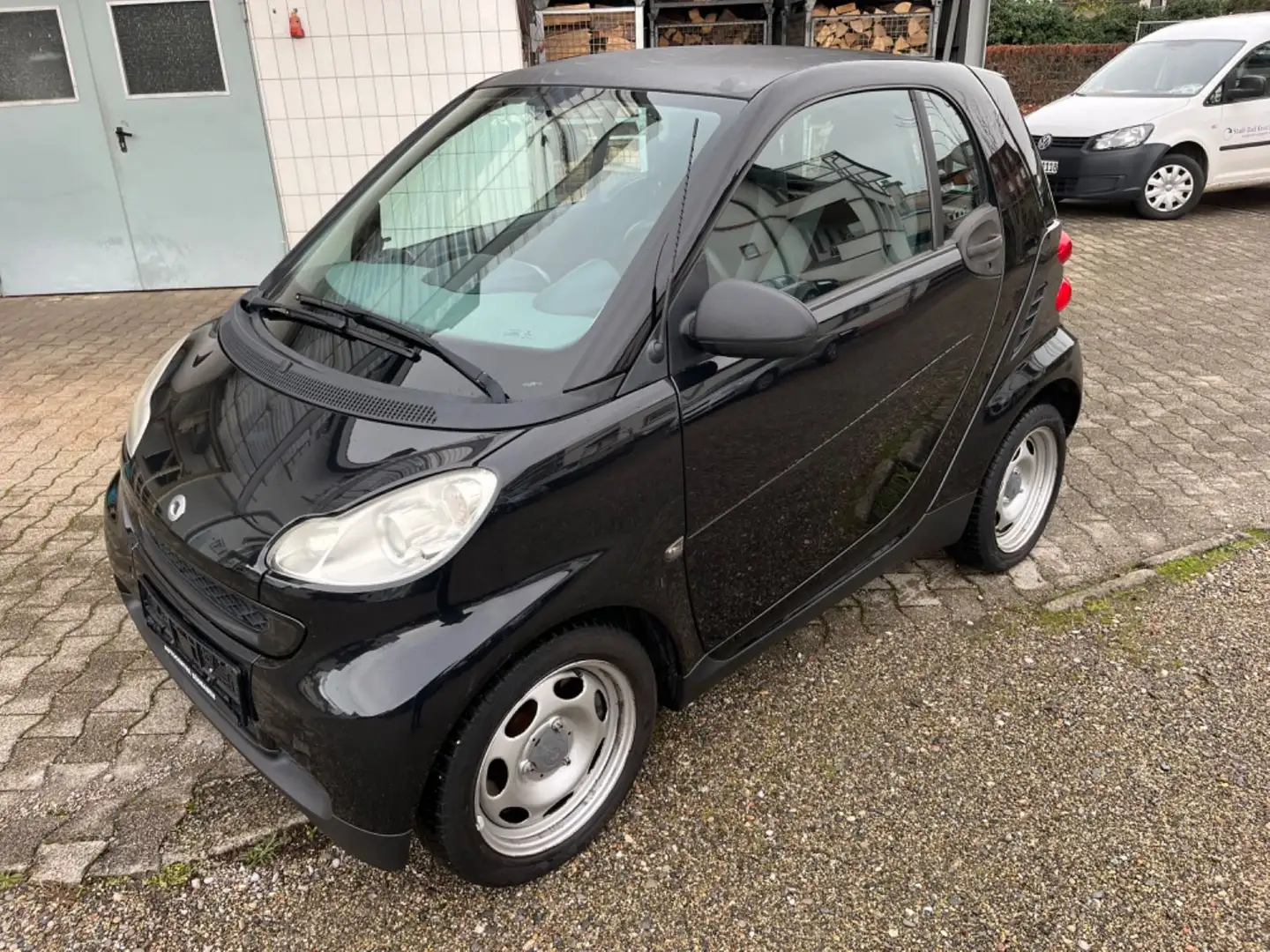 smart forTwo coupé 1.0 45kW mhd pure Czarny - 1