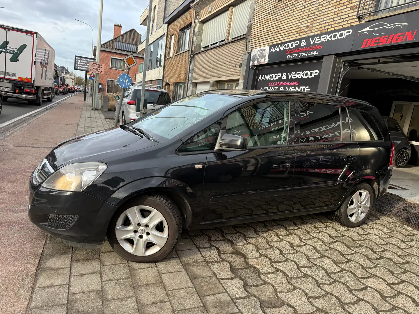 Opel Zafira Zafira 1.8i XER Cosmo Schwarz - 2